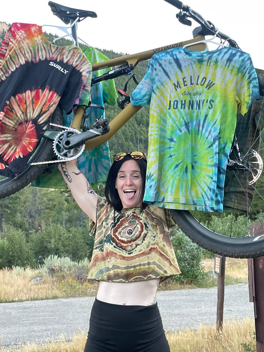 Mellow Johnny's Bike Shop Short Sleeve Reverse Tie Dye T-Shirt (Men's Medium)