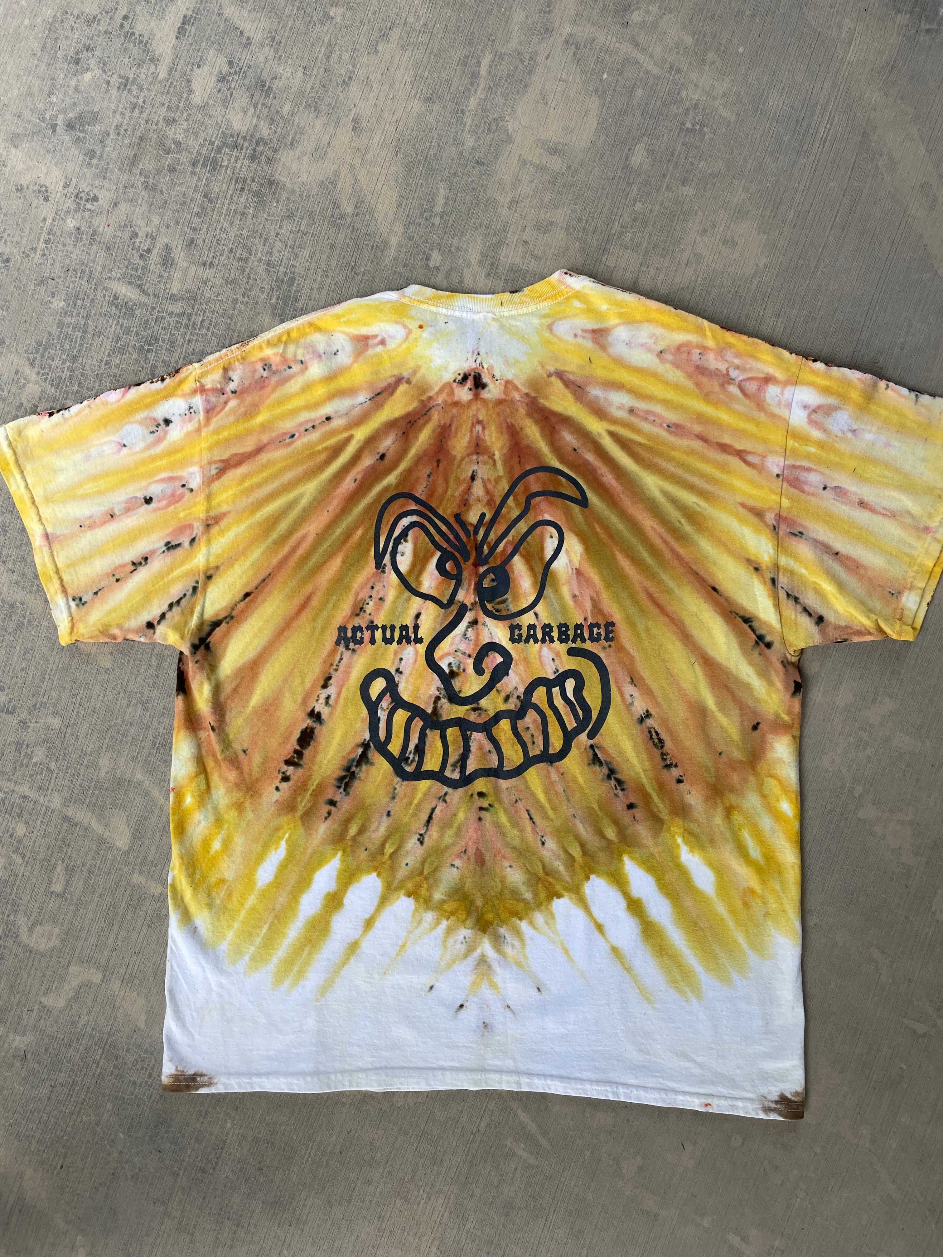 XL Men’s Actual Garbage Yellow and Brown Tie Dye Short Sleeve T-Shirt