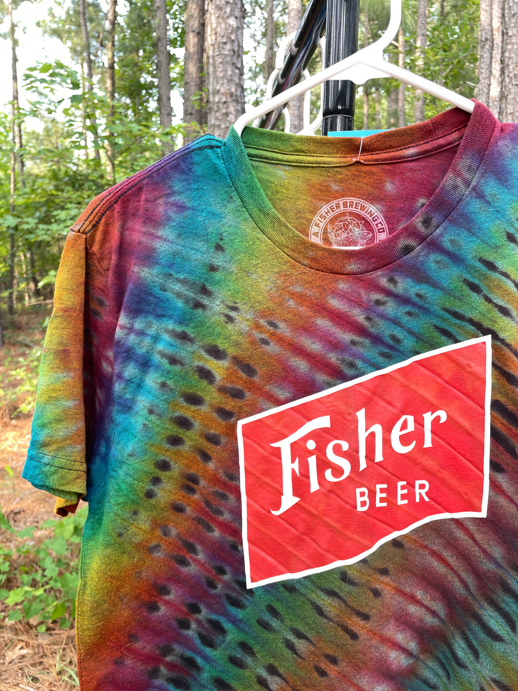 NEW Fisher Beer Rainbow Handmade Reverse Tie Dye Short Sleeve T-Shirt (Men's Medium)