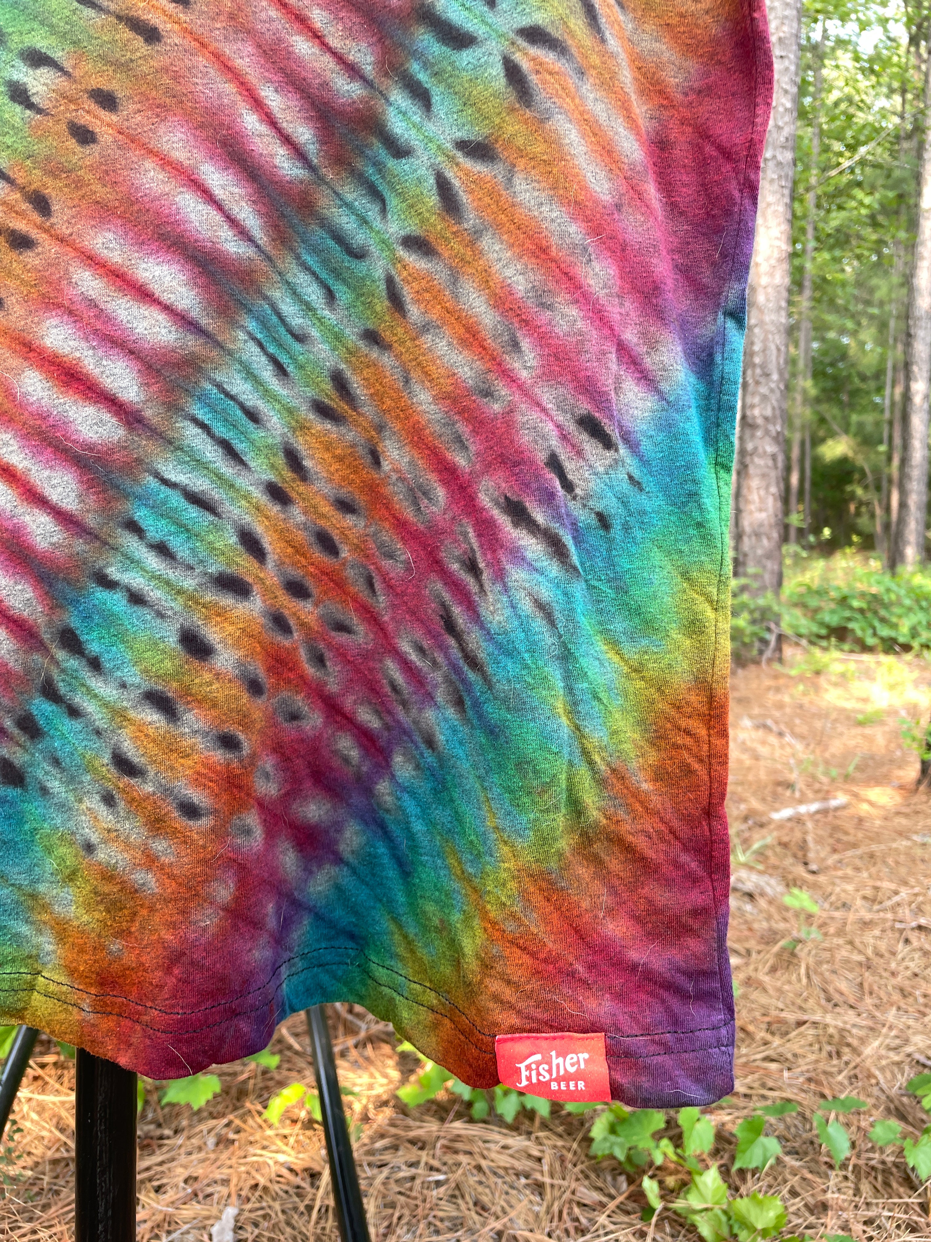 NEW Fisher Beer Rainbow Handmade Reverse Tie Dye Short Sleeve T-Shirt (Men's Medium)