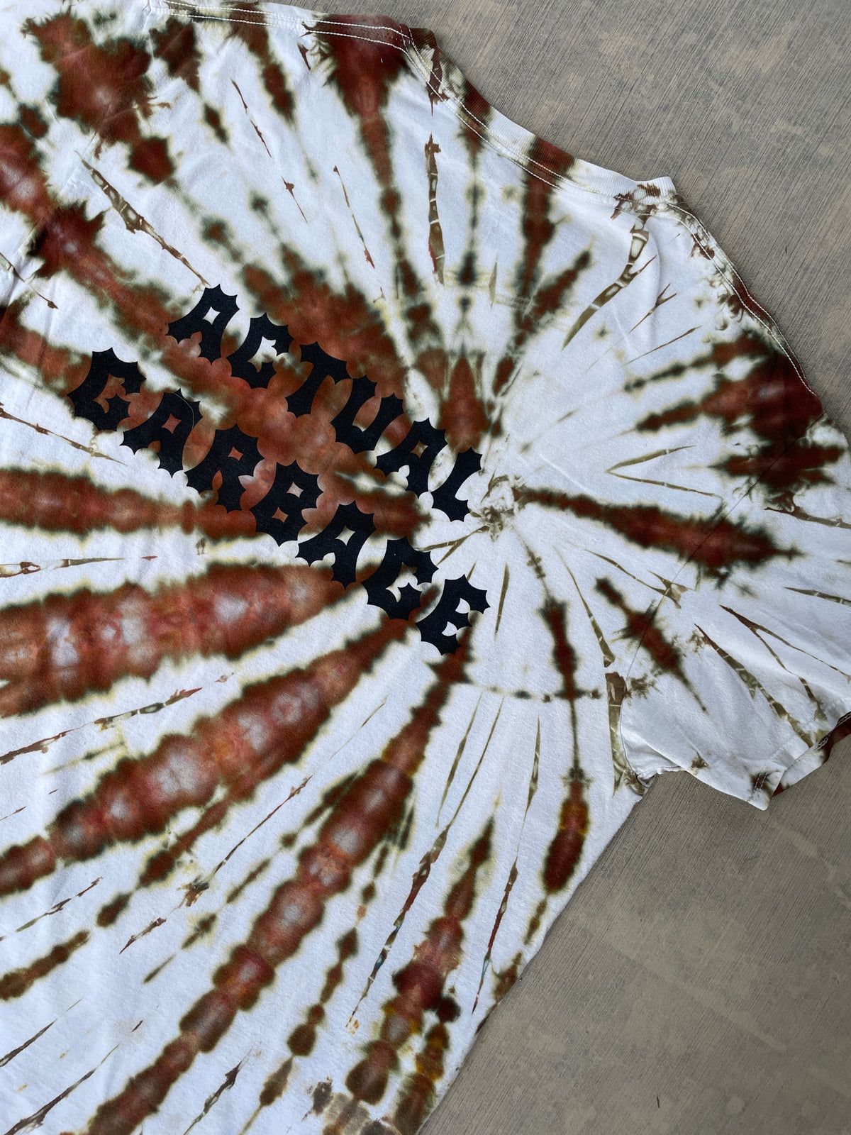 XL Men’s Actual Garbage Tan and Brown Tie Dye Short Sleeve T-Shirt