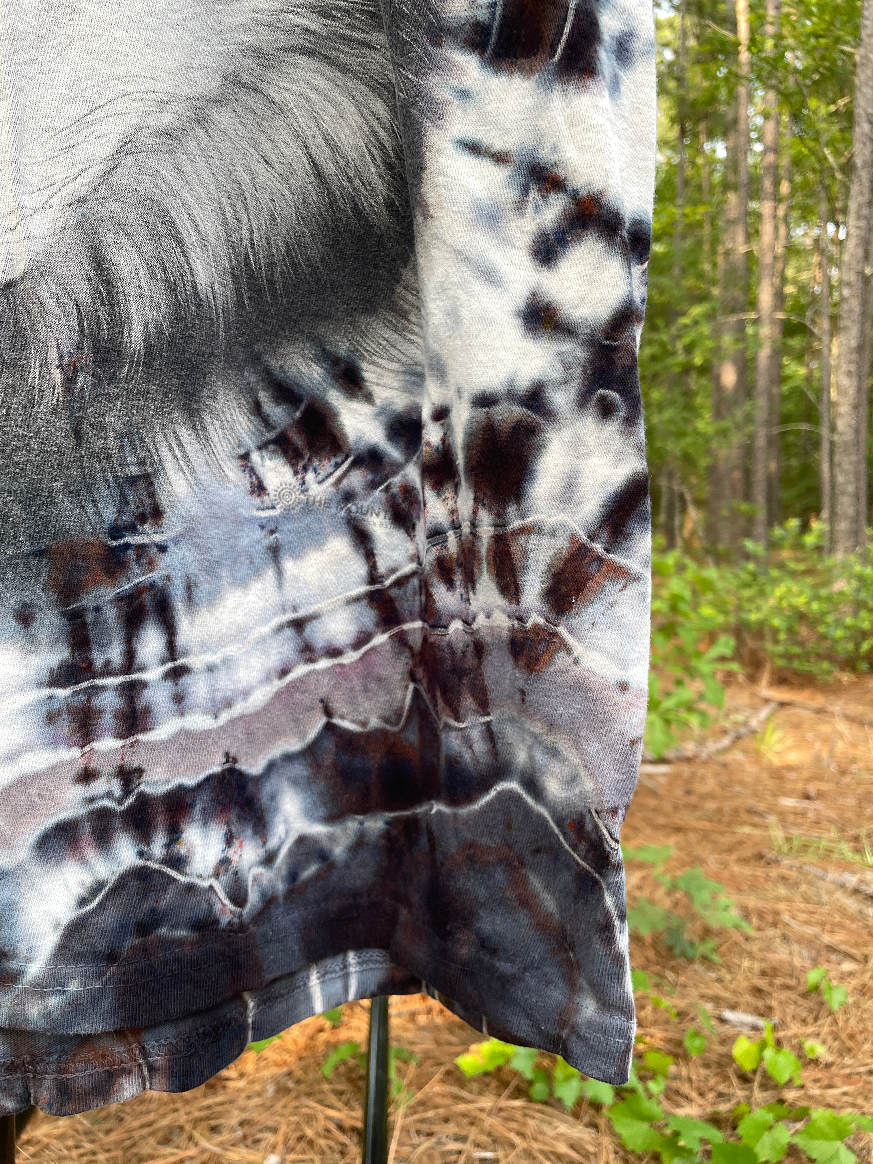 Gray and Black Wolf Hand-Tie Dyed Short Sleeve T-Shirt (Men's Large)