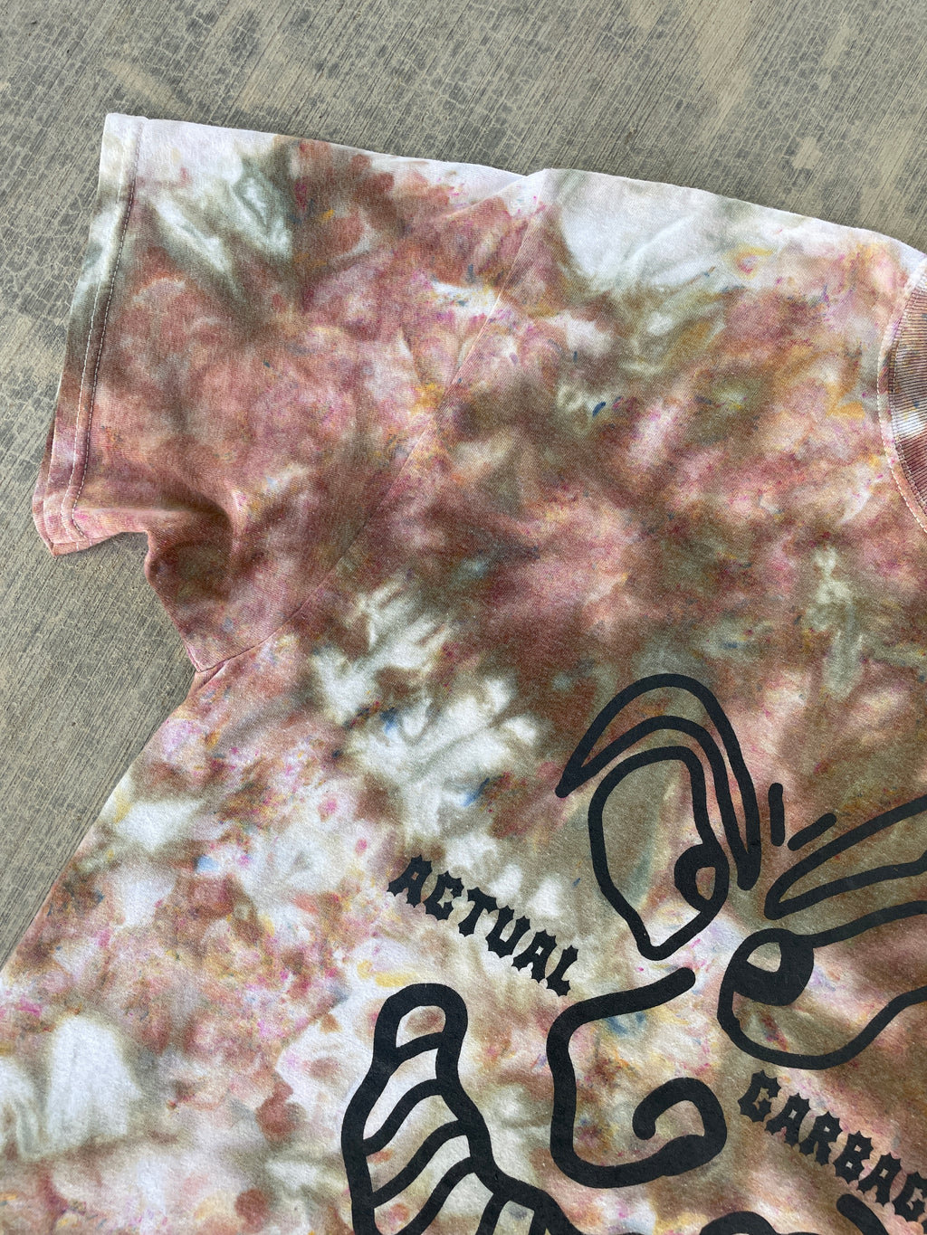 Large Men’s Actual Garbage Pink, Tan, and Brown Tie Dye Short Sleeve T-Shirt