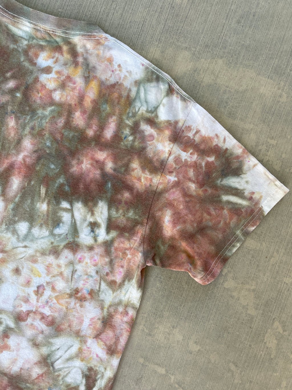 Large Men’s Actual Garbage Pink, Tan, and Brown Tie Dye Short Sleeve T-Shirt