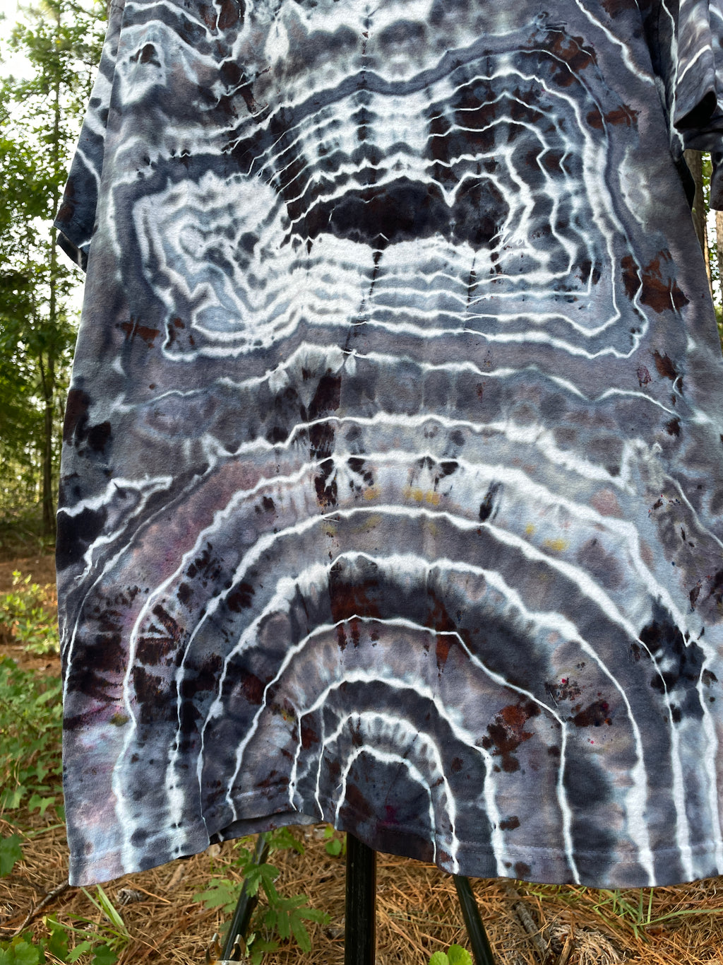 Panda Bear Black and White Hand-Tie Dyed Short Sleeve T-Shirt (Men's Large)