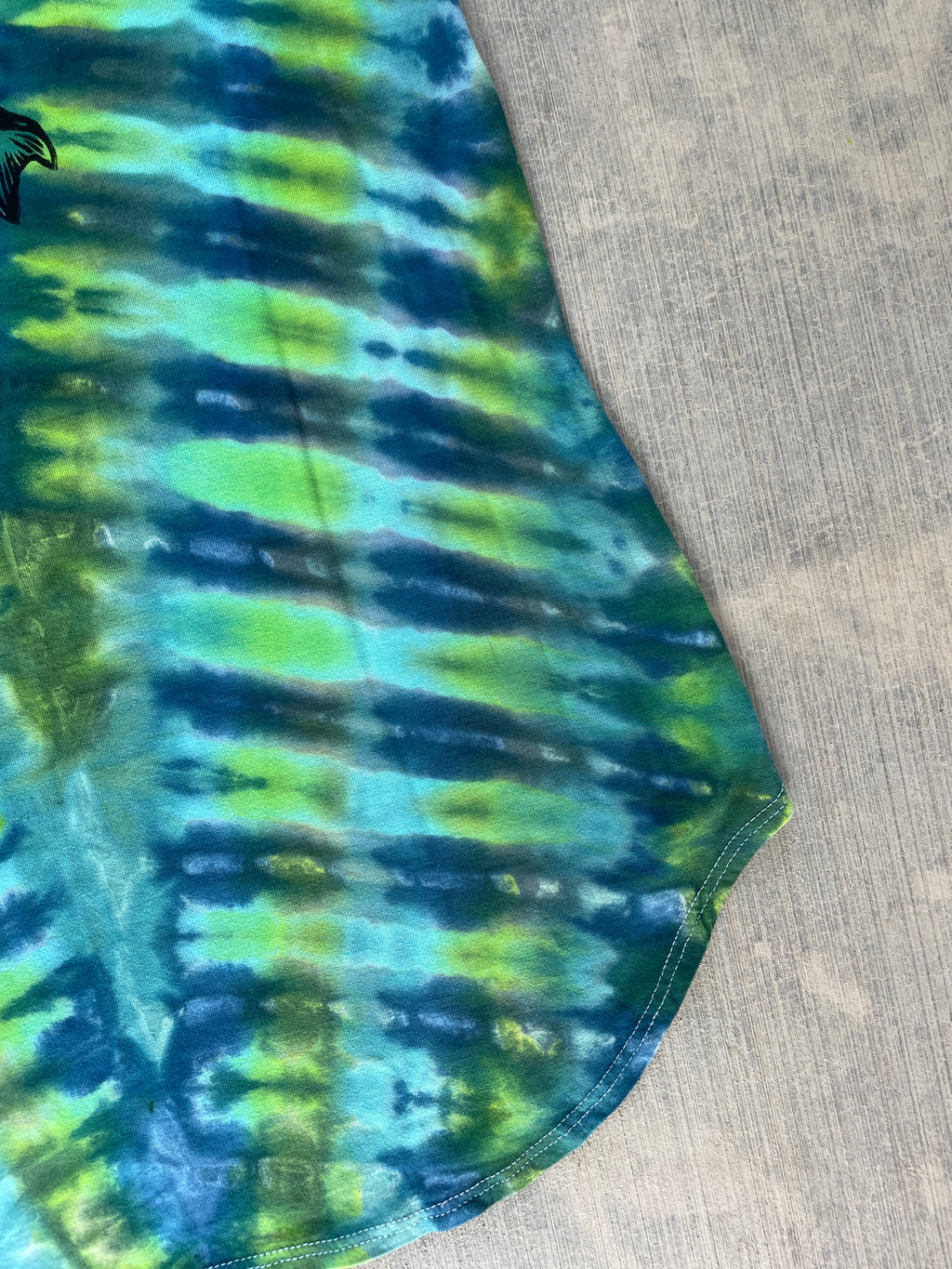 Hand-Printed Largemouth Bass Tie Dye Tank Top | Women's Size Small