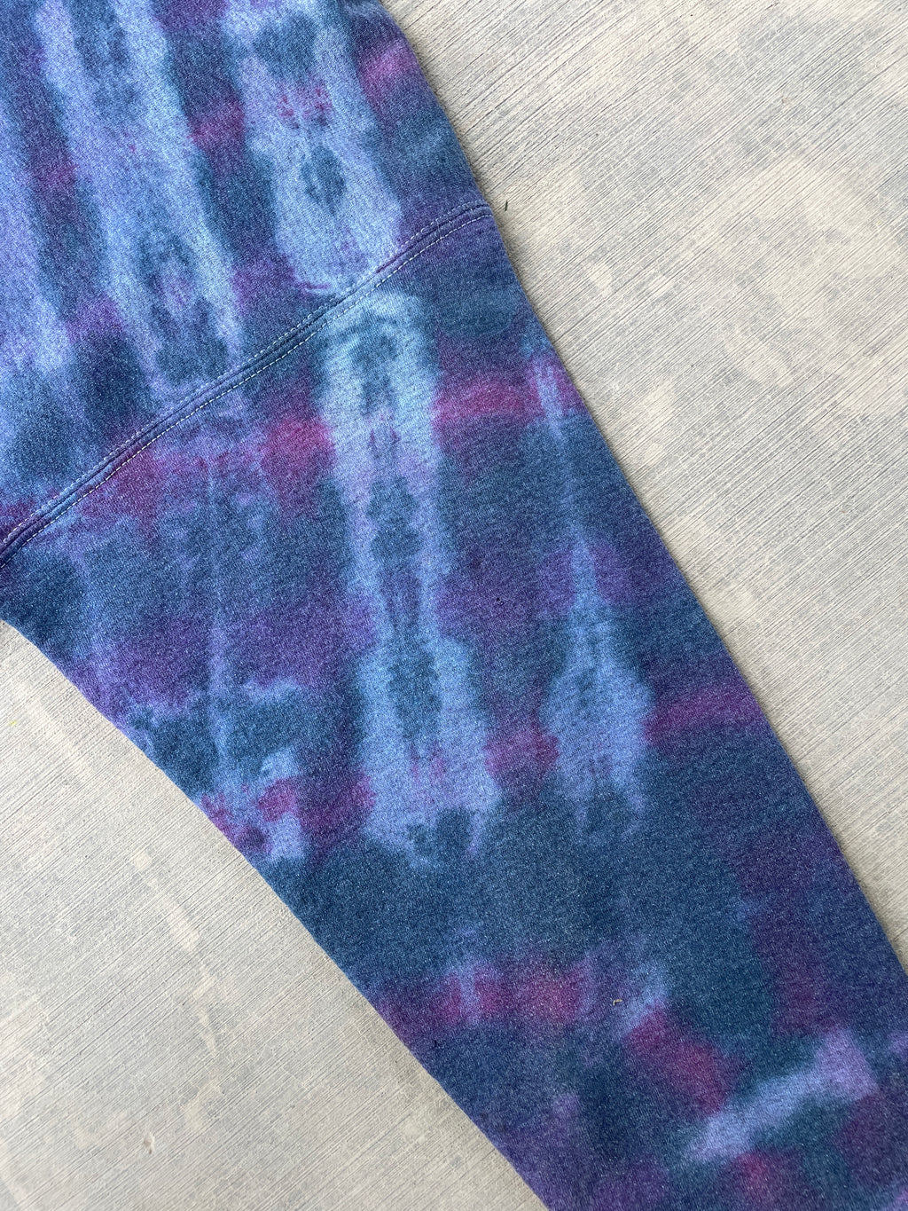 Women's Medium Champion Brand Upcycled Tie Dye Cropped Crewneck Sweatshirt