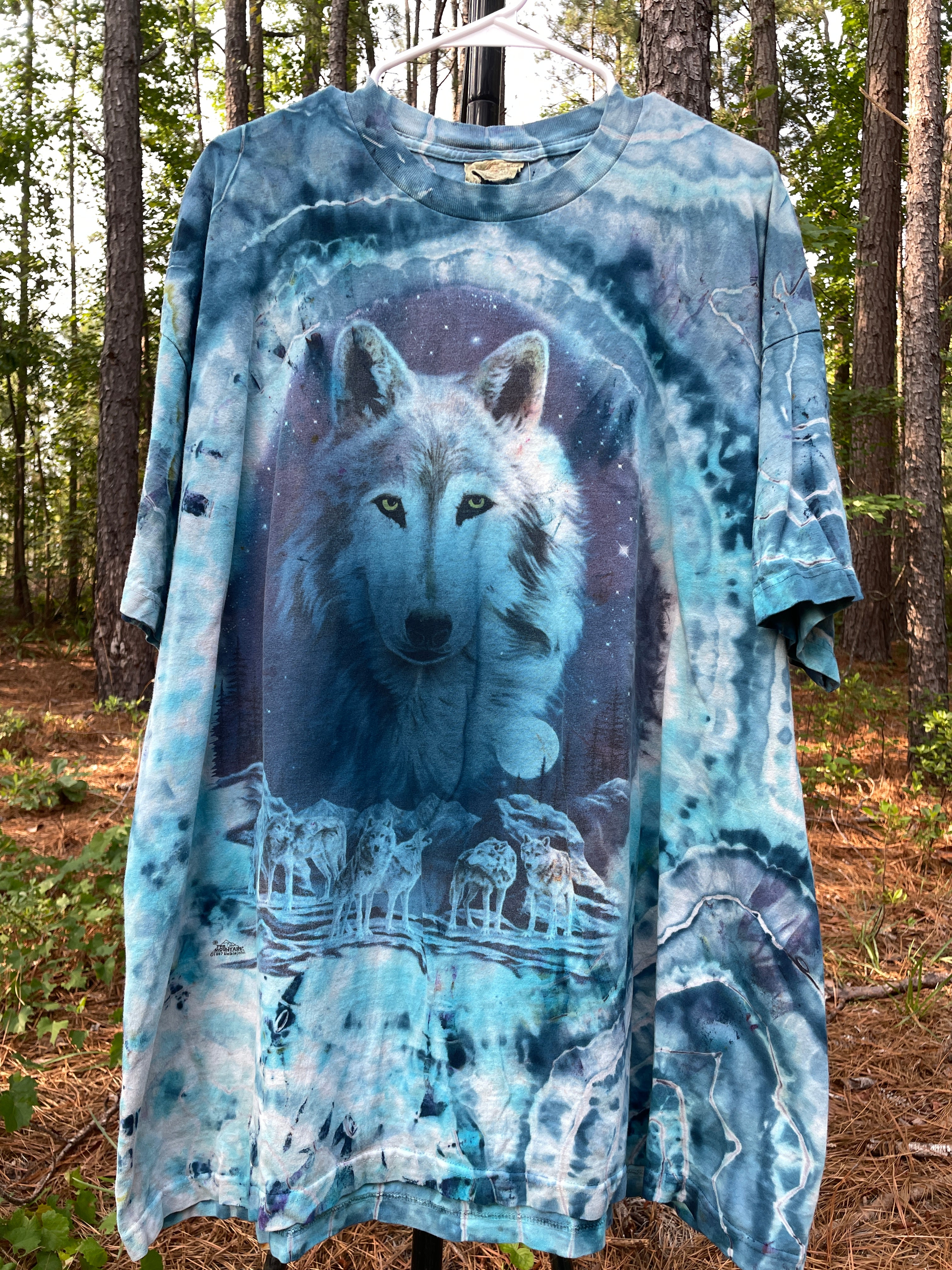Wolf Pack Blue and White Hand-Tie Dyed Short Sleeve T-Shirt (Men's 2XL)