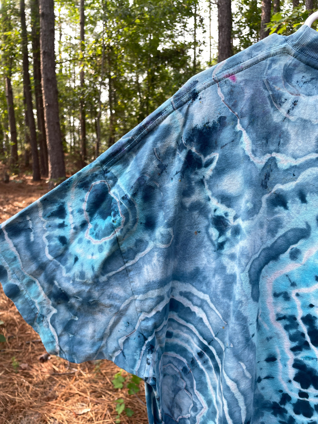 Wolf Pack Blue and White Hand-Tie Dyed Short Sleeve T-Shirt (Men's 2XL)