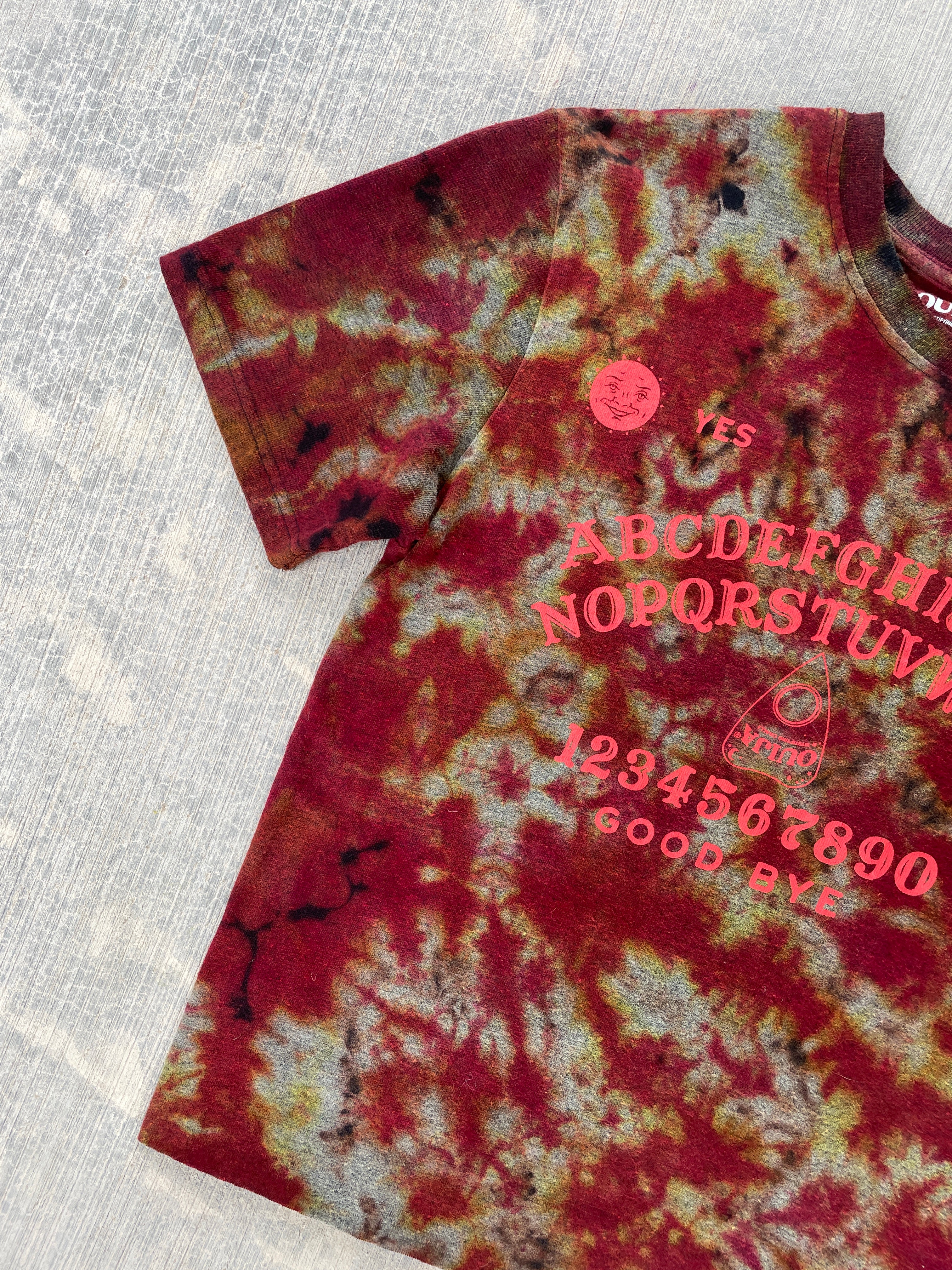 Women's Small Ouija Board Reverse Tie Dye Short Sleeve Crop Top