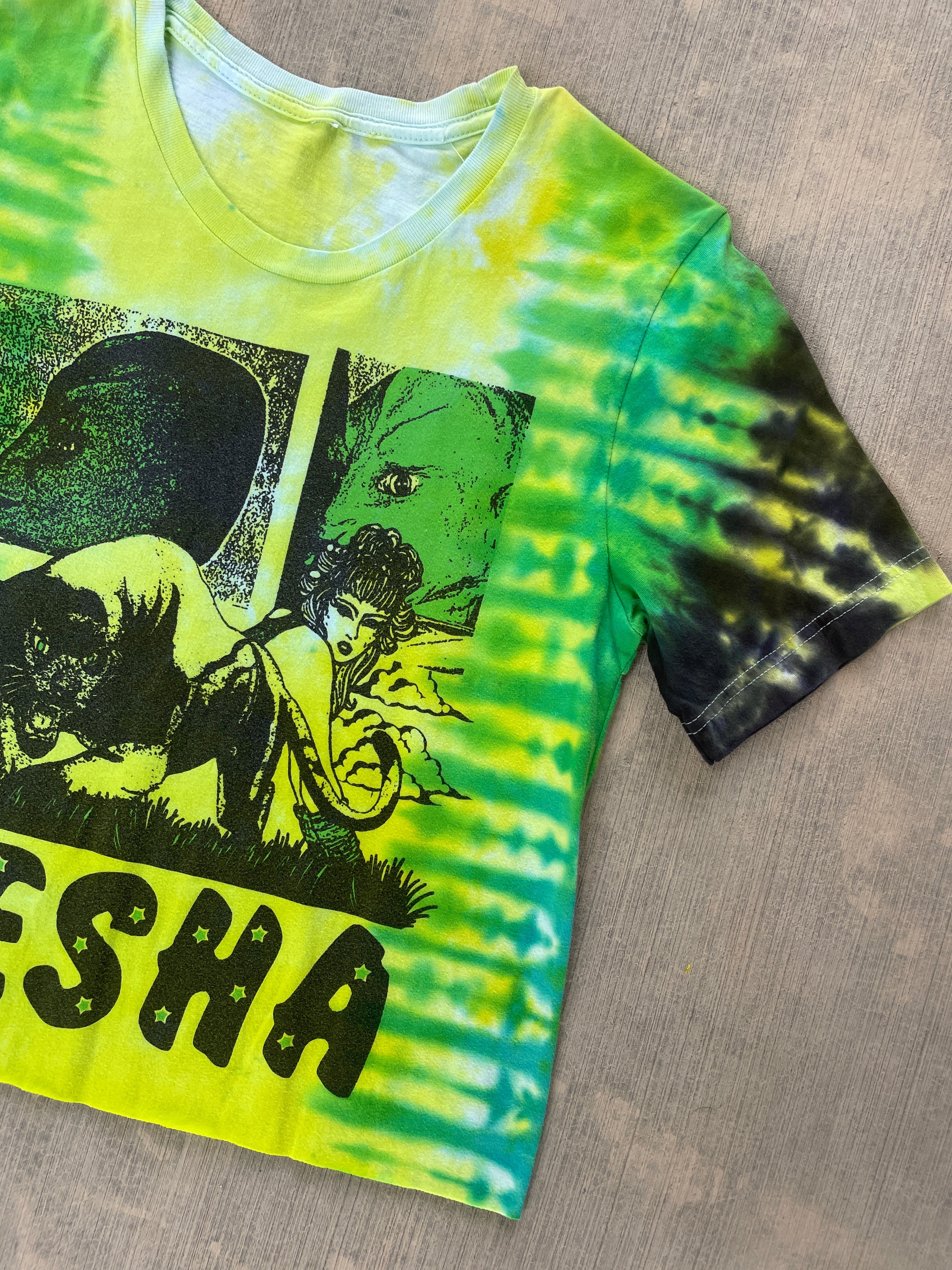 Women's Small Kesha Learn to Let Go Tie Dye Short Sleeve Crop Top
