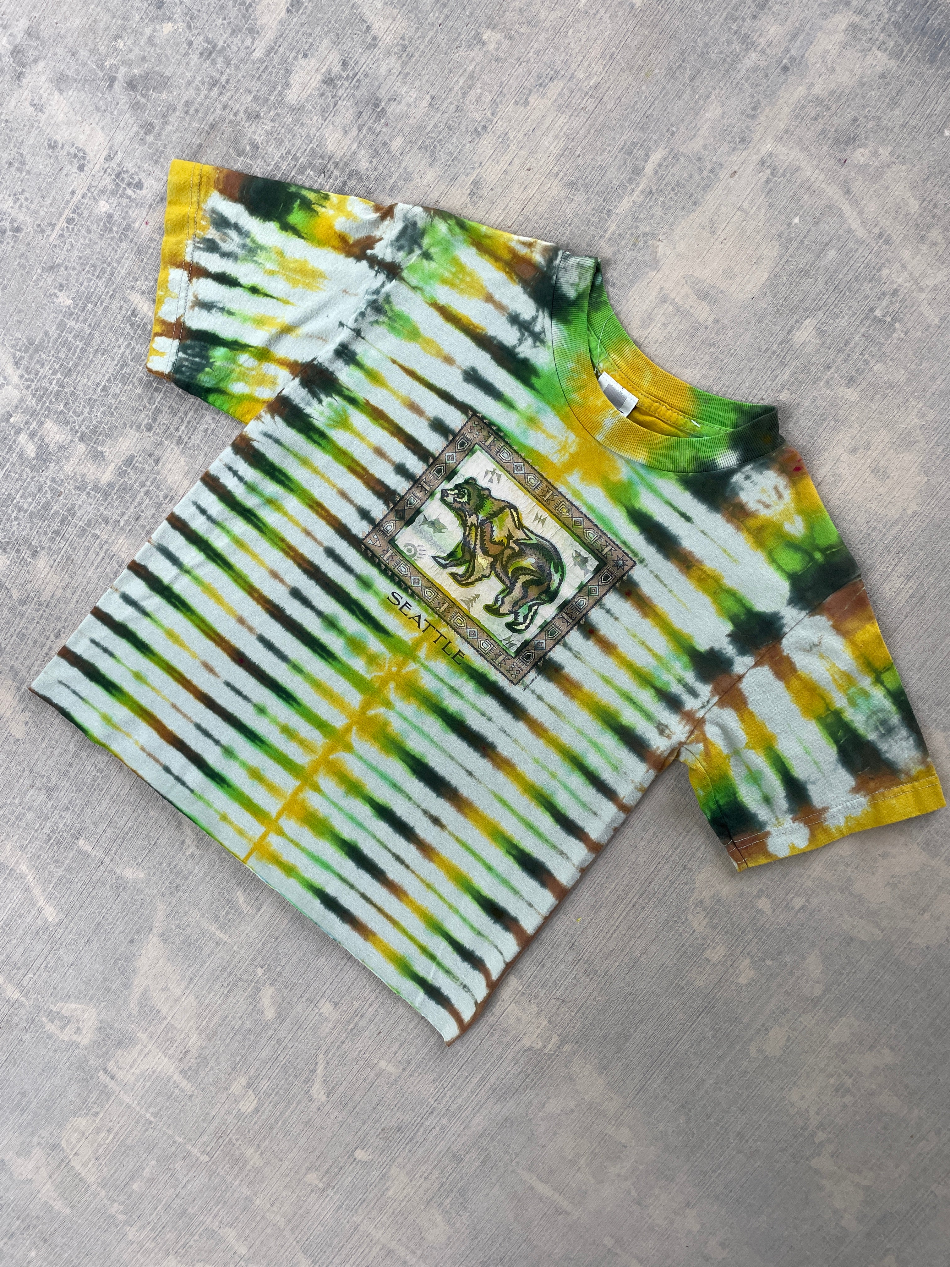 Men's Small Vintage Seattle Bear Handmade Tie Dye Short Sleeve Crop Top