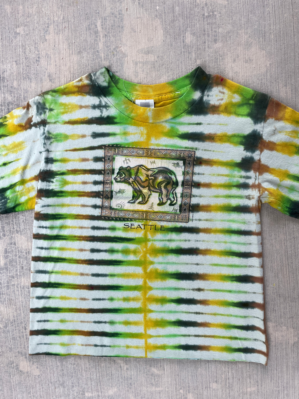 Men's Small Vintage Seattle Bear Handmade Tie Dye Short Sleeve Crop Top