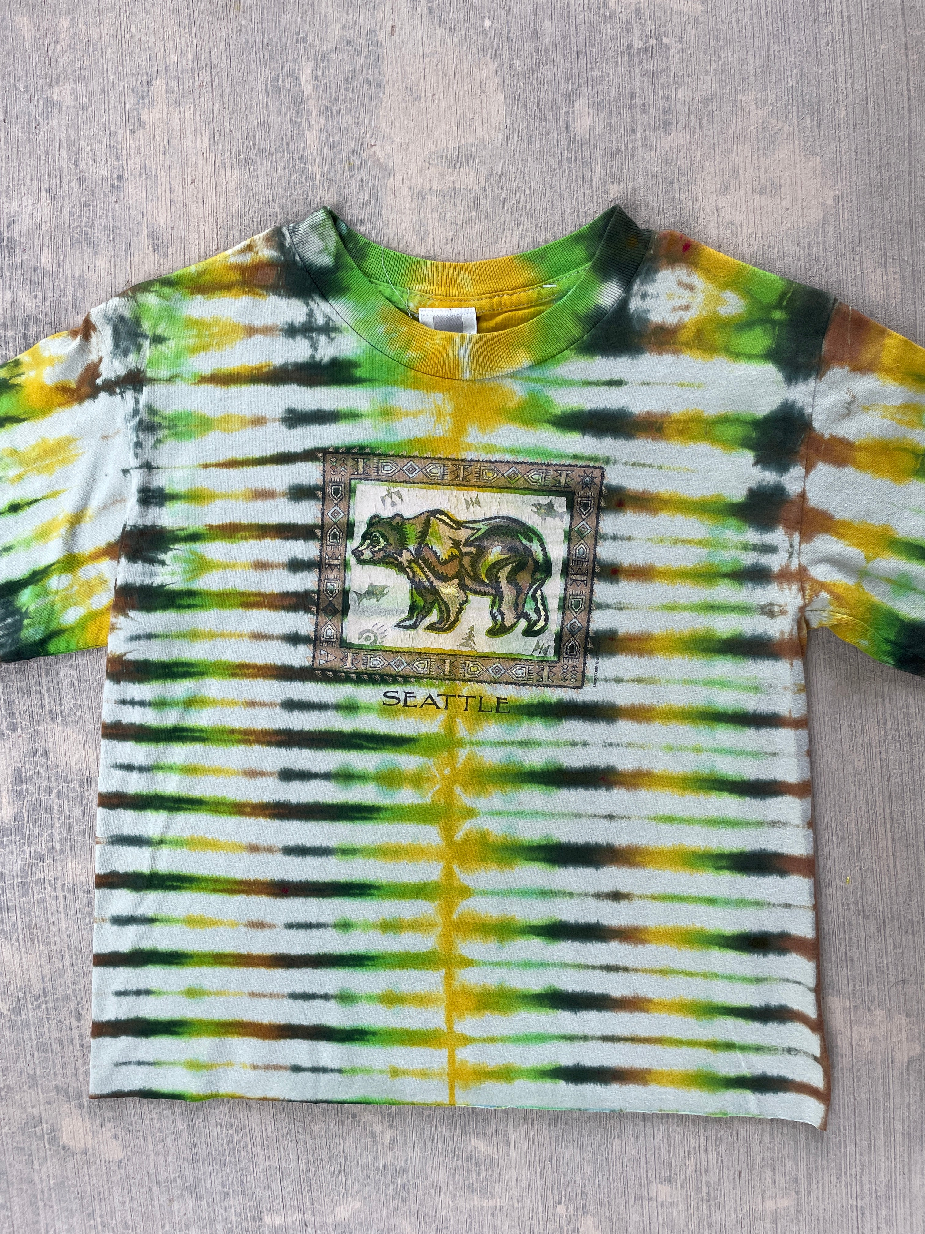 Men's Small Vintage Seattle Bear Handmade Tie Dye Short Sleeve Crop Top