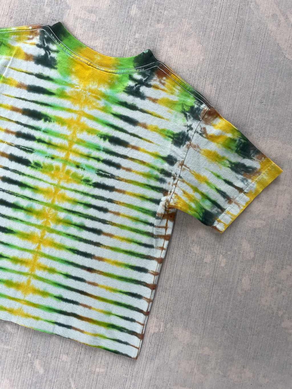 Men's Small Vintage Seattle Bear Handmade Tie Dye Short Sleeve Crop Top