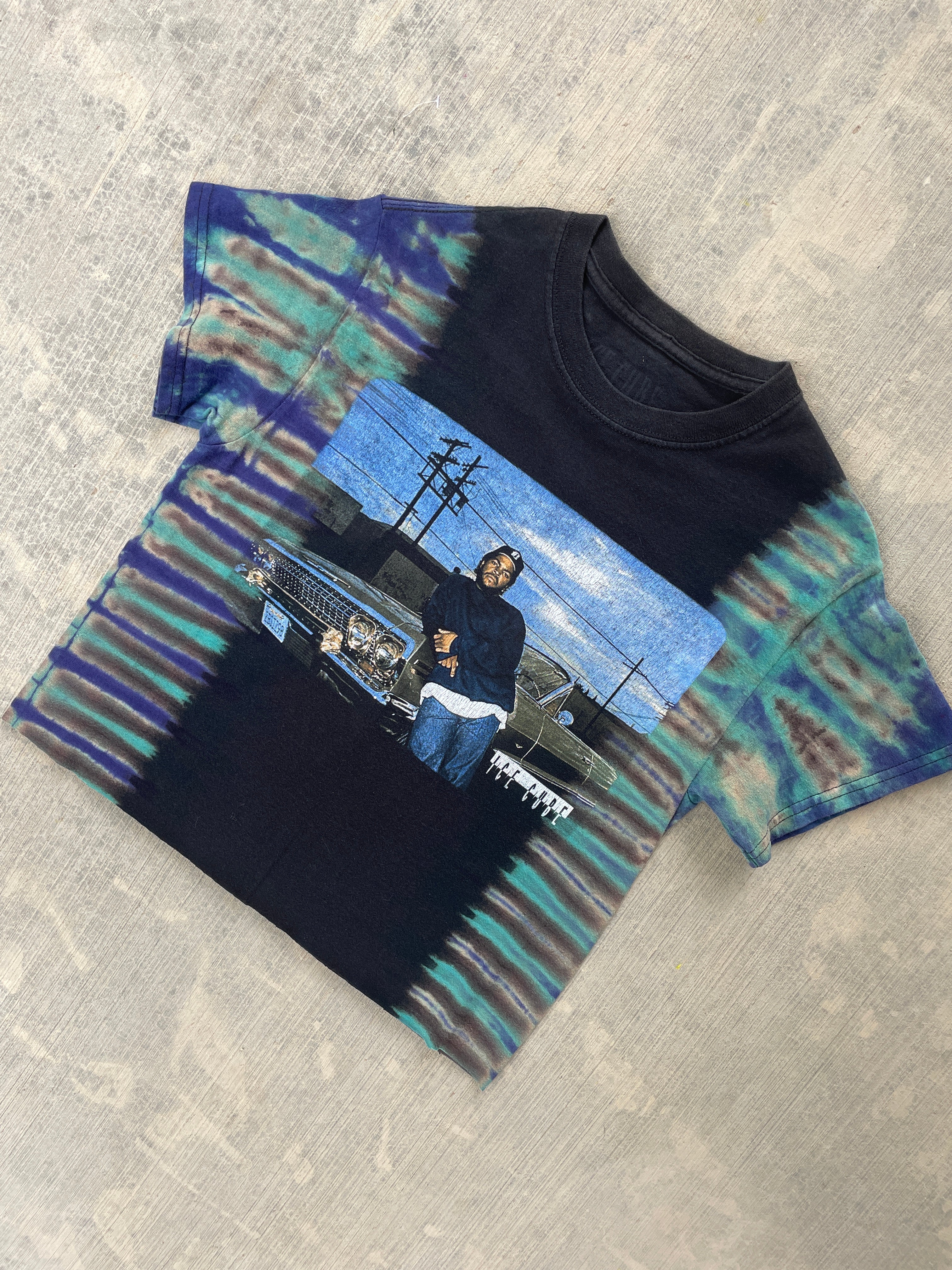 Ice Cube Low Rider Black and Blue Short Sleeve Tie Dye Crop Top | Men's Small