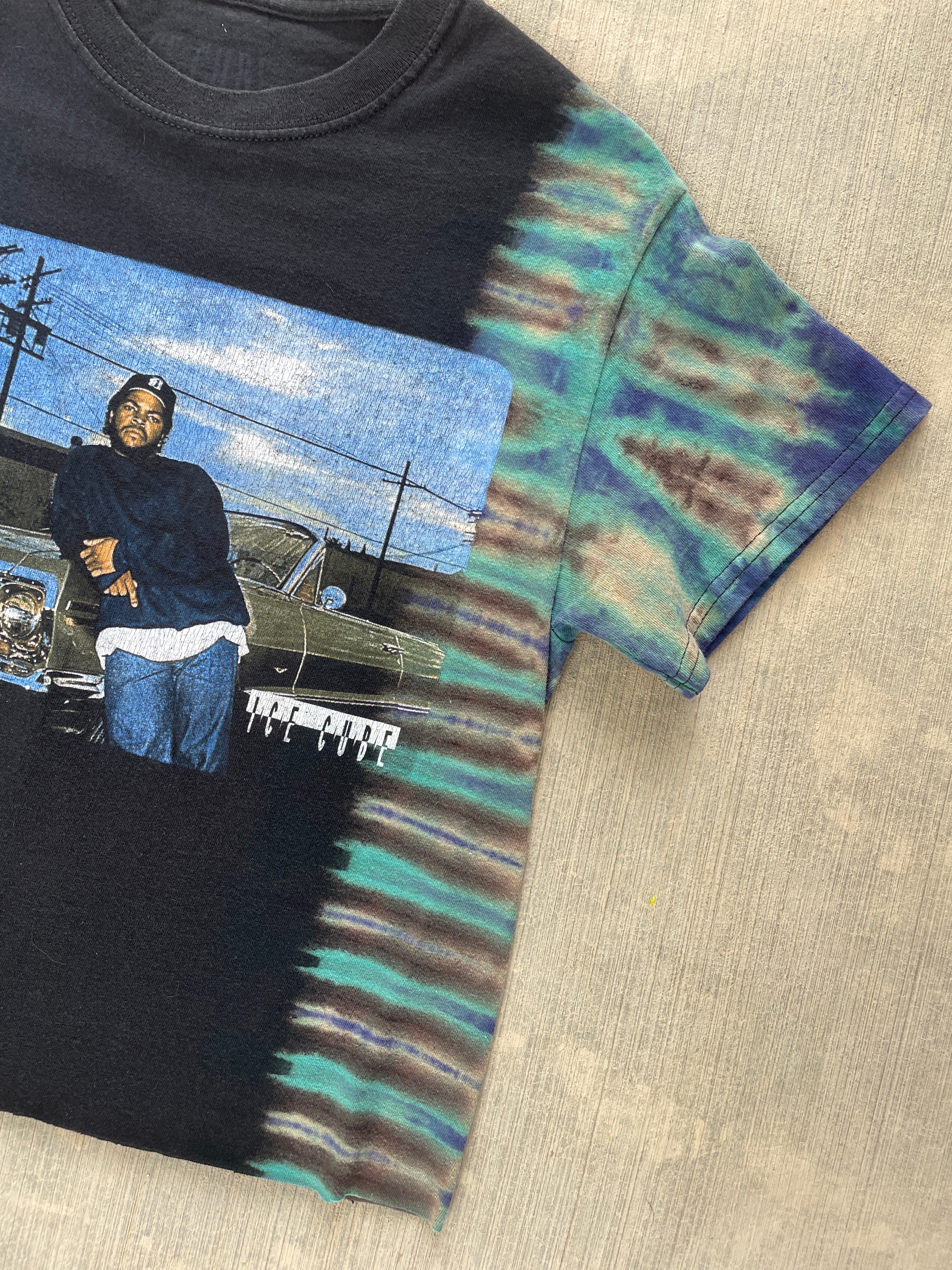 Ice Cube Low Rider Black and Blue Short Sleeve Tie Dye Crop Top | Men's Small