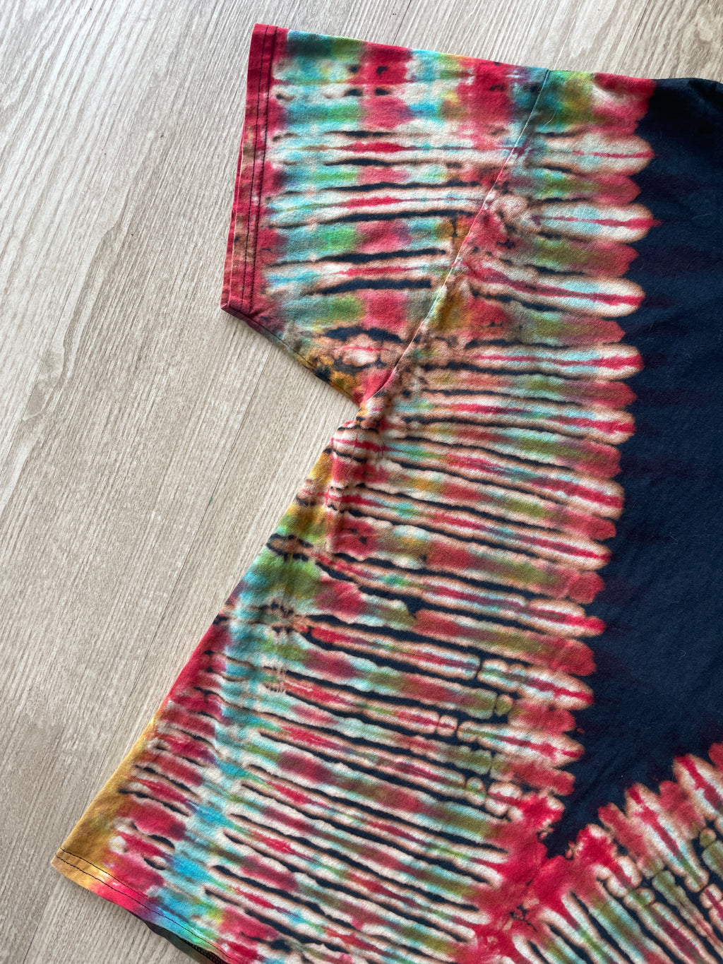 XL Men’s Roscoe's Chicken n Waffles Handmade Reverse Tie Dye T-Shirt | One-Of-a-Kind Black, Red, and Blue Short Sleeve