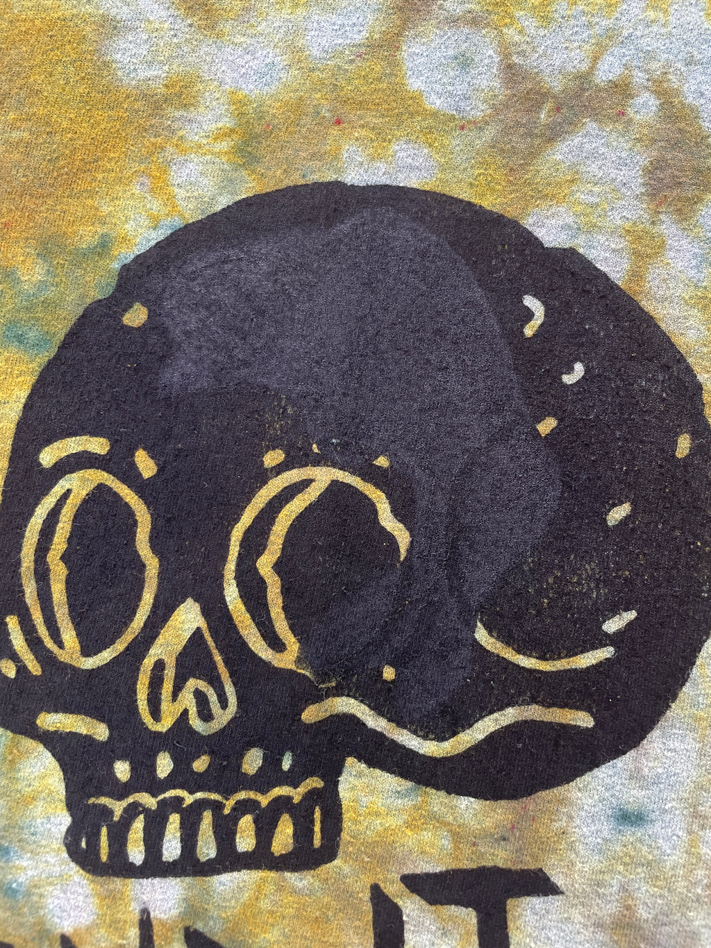 Misprinted Send It Skull Green and Gray Reverse Tie Dye Short Sleeve T-Shirt | Men's Size XL