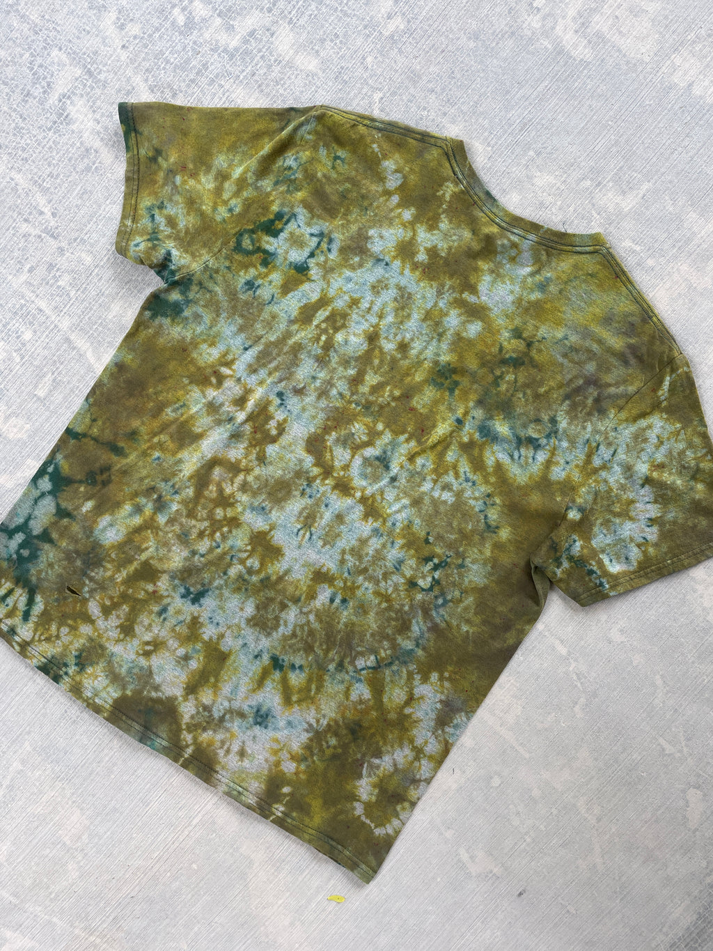 Misprinted Send It Skull Green and Gray Reverse Tie Dye Short Sleeve T-Shirt | Men's Size XL