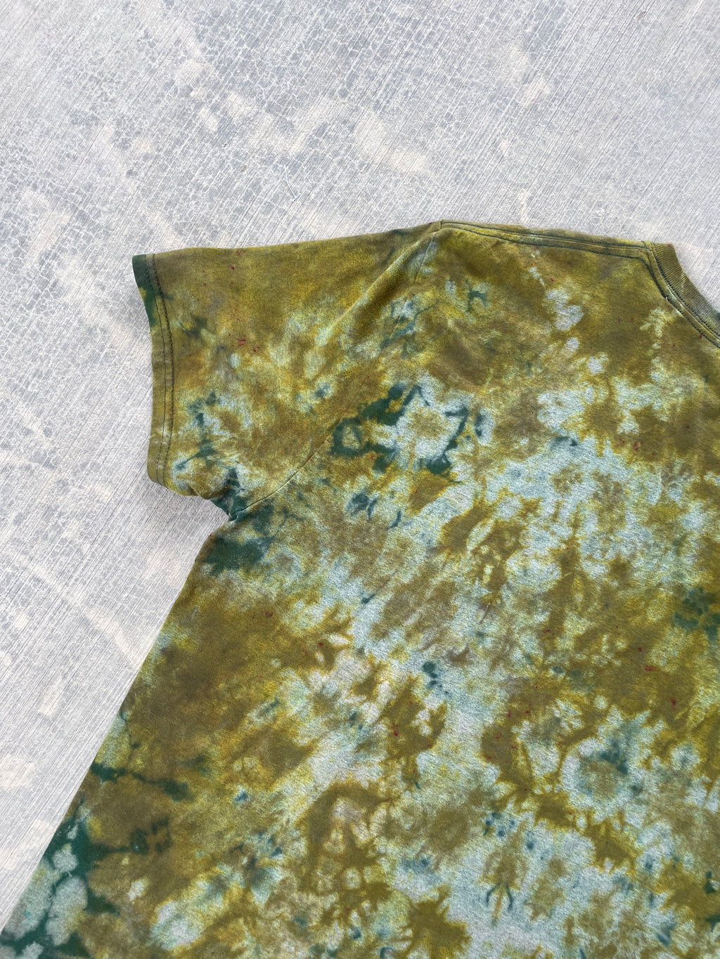 Misprinted Send It Skull Green and Gray Reverse Tie Dye Short Sleeve T-Shirt | Men's Size XL