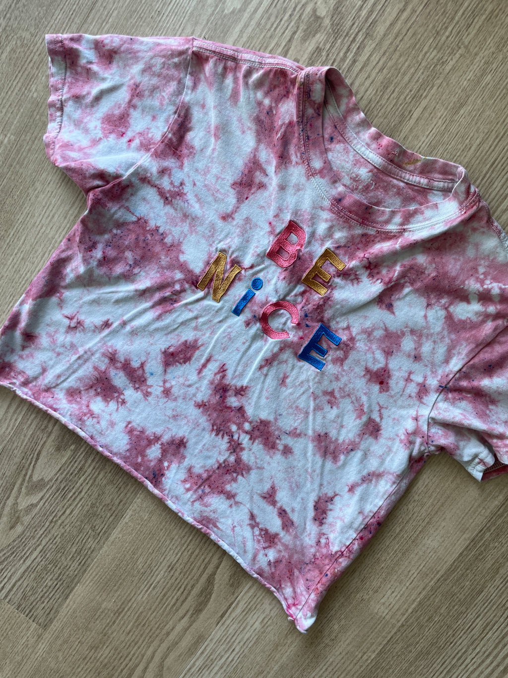 XS/S Women’s BE NICE Handmade Tie Dye Cropped T-Shirt | One-Of-a-Kind Pastel Pink Short Sleeve Crop Top