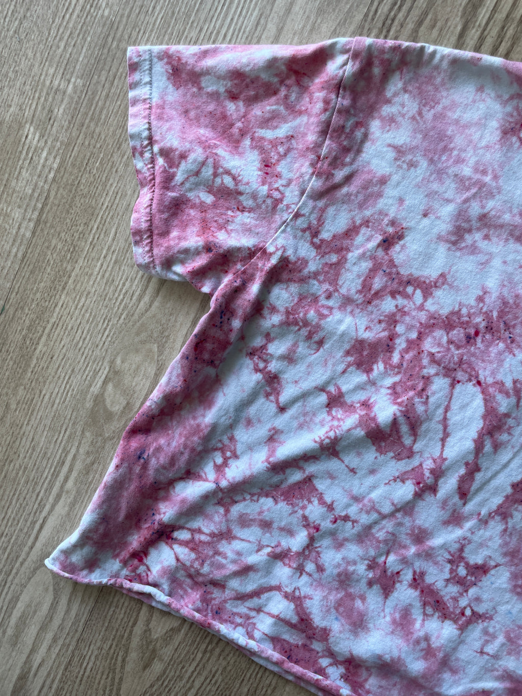 XS/S Women’s BE NICE Handmade Tie Dye Cropped T-Shirt | One-Of-a-Kind Pastel Pink Short Sleeve Crop Top