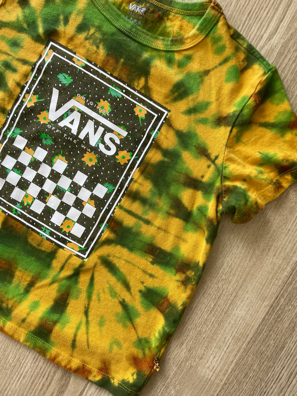MEDIUM Women’s Vans Floral Print Handmade Tie Dye Crop Top | One-Of-a-Kind Yellow and Green Short Sleeve T-Shirt