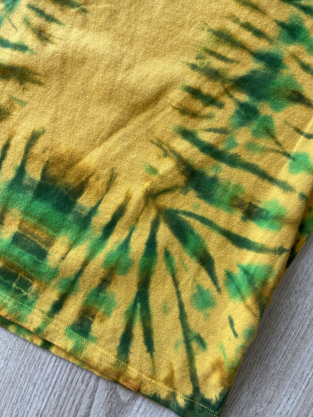 MEDIUM Women’s Vans Floral Print Handmade Tie Dye Crop Top | One-Of-a-Kind Yellow and Green Short Sleeve T-Shirt