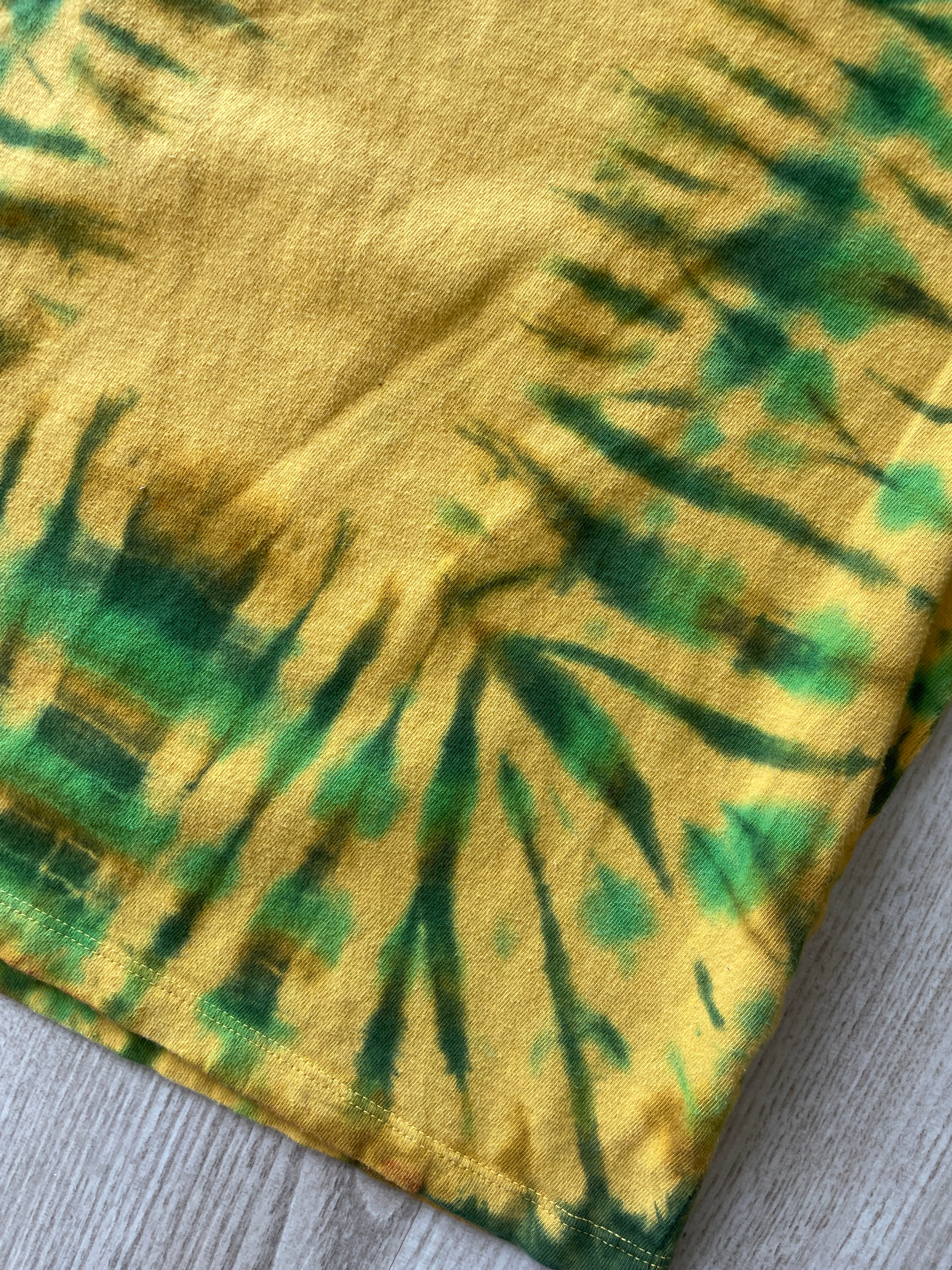 MEDIUM Women’s Vans Floral Print Handmade Tie Dye Crop Top | One-Of-a-Kind Yellow and Green Short Sleeve T-Shirt