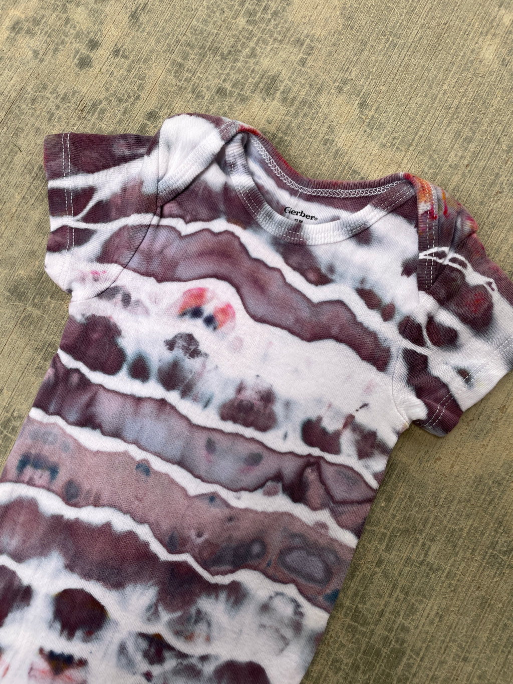 12 MO Purple and Gray Geode Dye Short Sleeve Baby Onesie