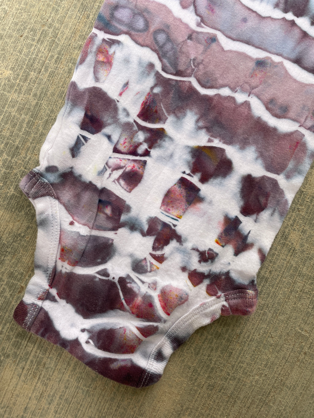 12 MO Purple and Gray Geode Dye Short Sleeve Baby Onesie