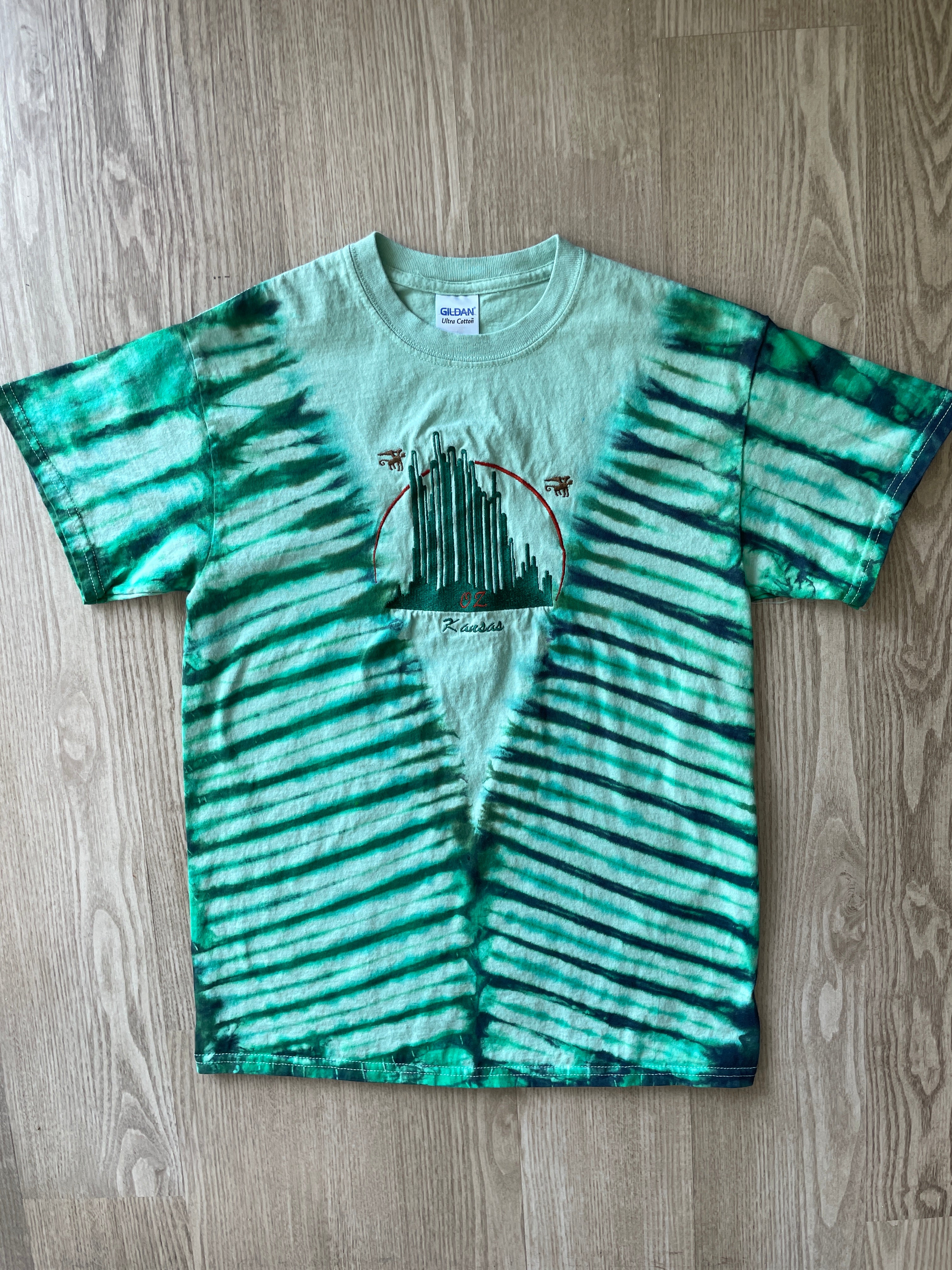 MEDIUM Men’s Wizard of Oz "Kansas" Flying Monkeys Embroidered Handmade Tie Dye T-Shirt | One-Of-a-Kind Emerald Green Short Sleeve