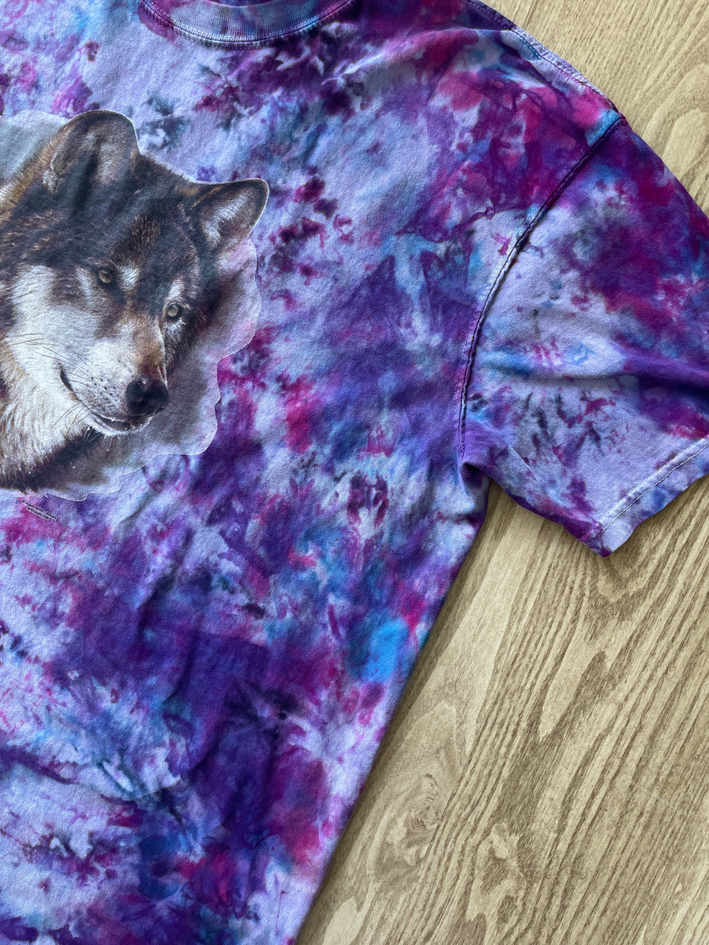XL Men’s Gray Wolf Galaxy Handmade Tie Dye T-Shirt | One-Of-a-Kind Purple and Blue Short Sleeve