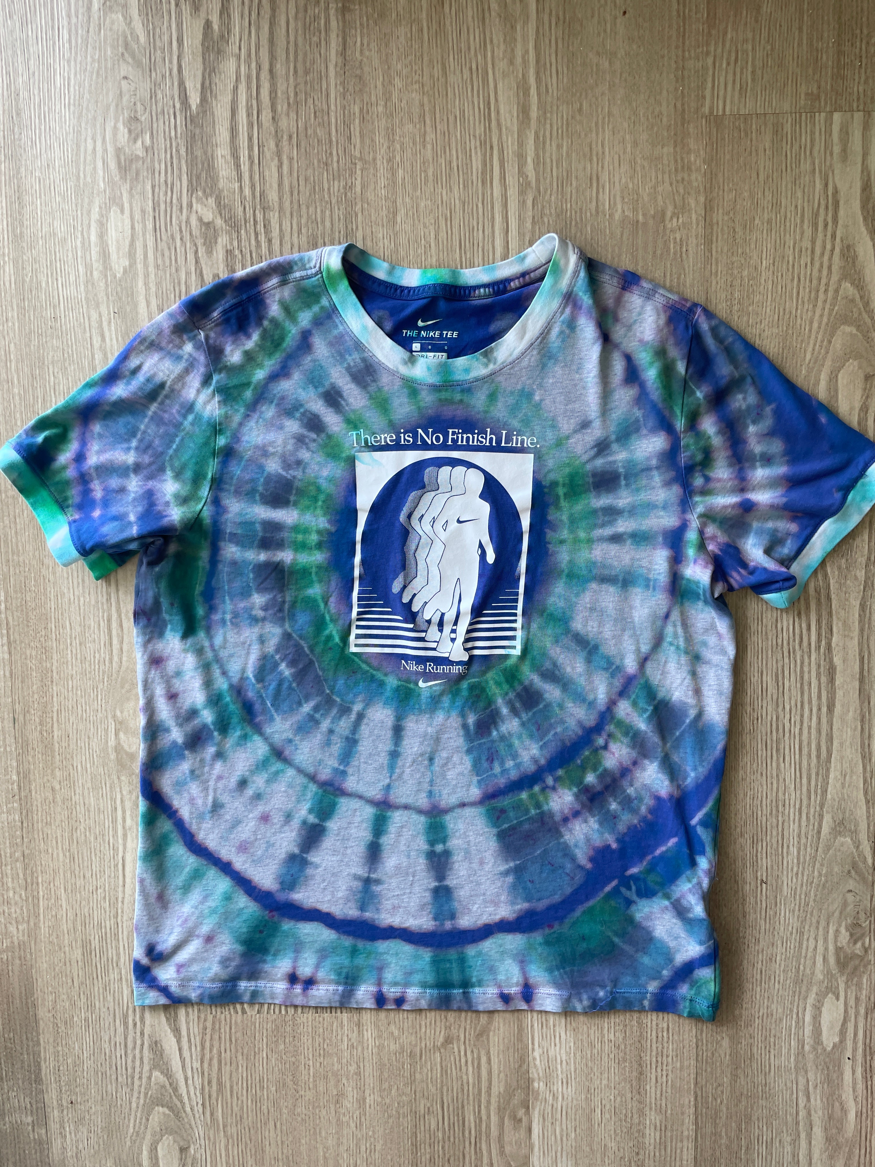 LARGE Men’s Nike Running There Is No Finish Line Handmade Tie Dye T-Shirt | One-Of-a-Kind Blue and Green Short Sleeve