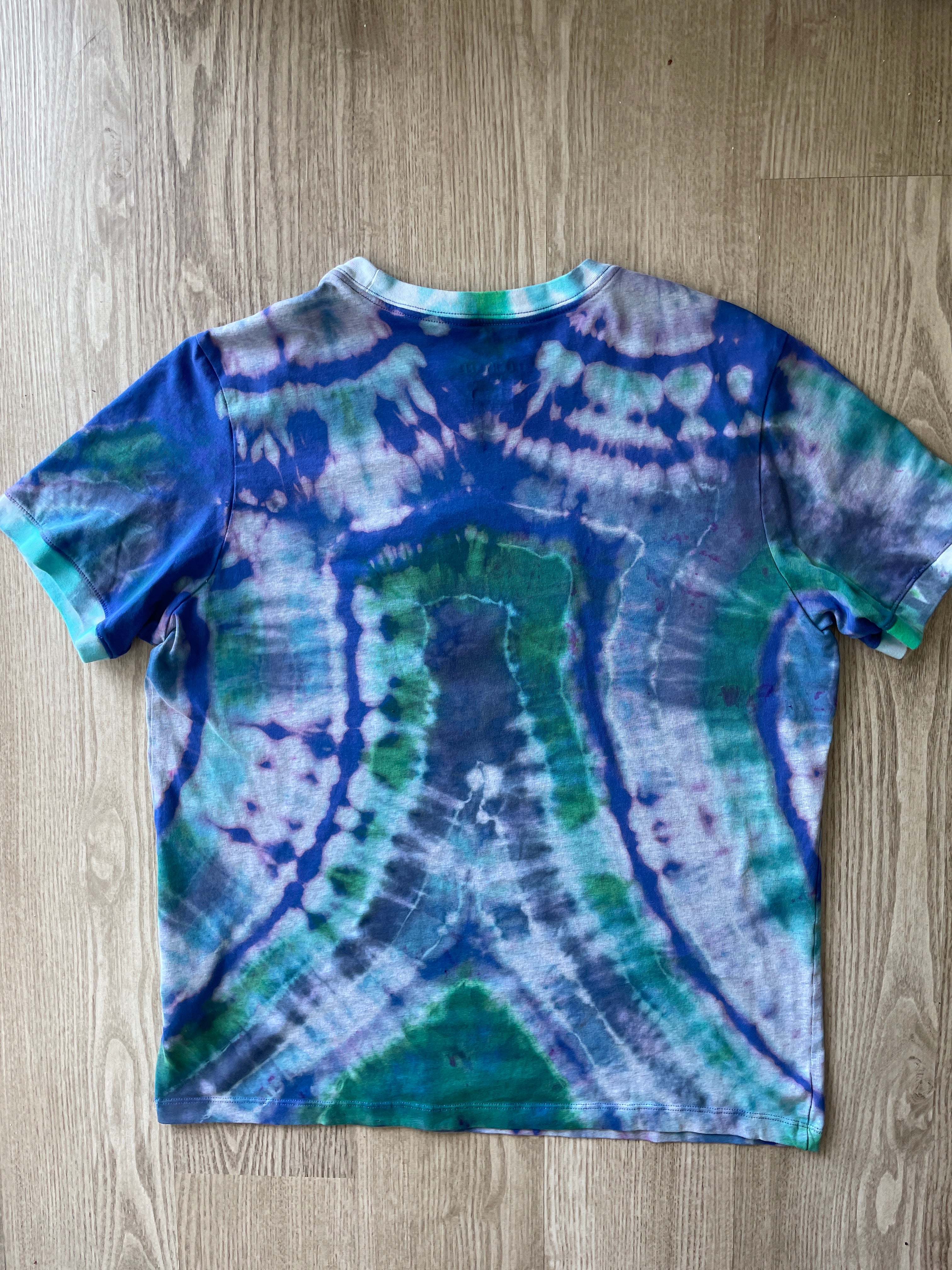LARGE Men’s Nike Running There Is No Finish Line Handmade Tie Dye T-Shirt | One-Of-a-Kind Blue and Green Short Sleeve