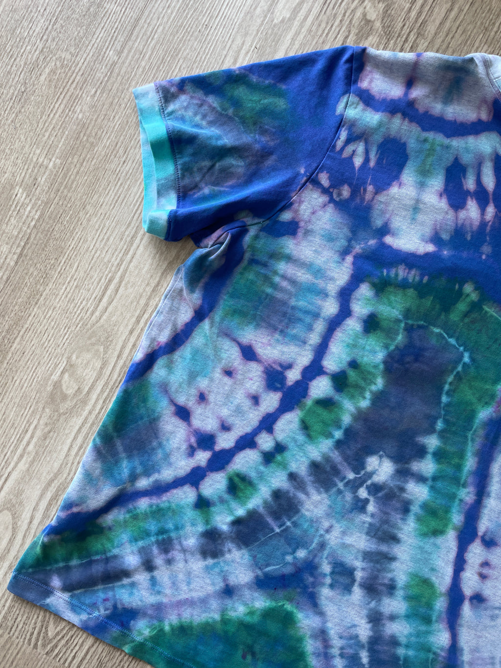 LARGE Men’s Nike Running There Is No Finish Line Handmade Tie Dye T-Shirt | One-Of-a-Kind Blue and Green Short Sleeve