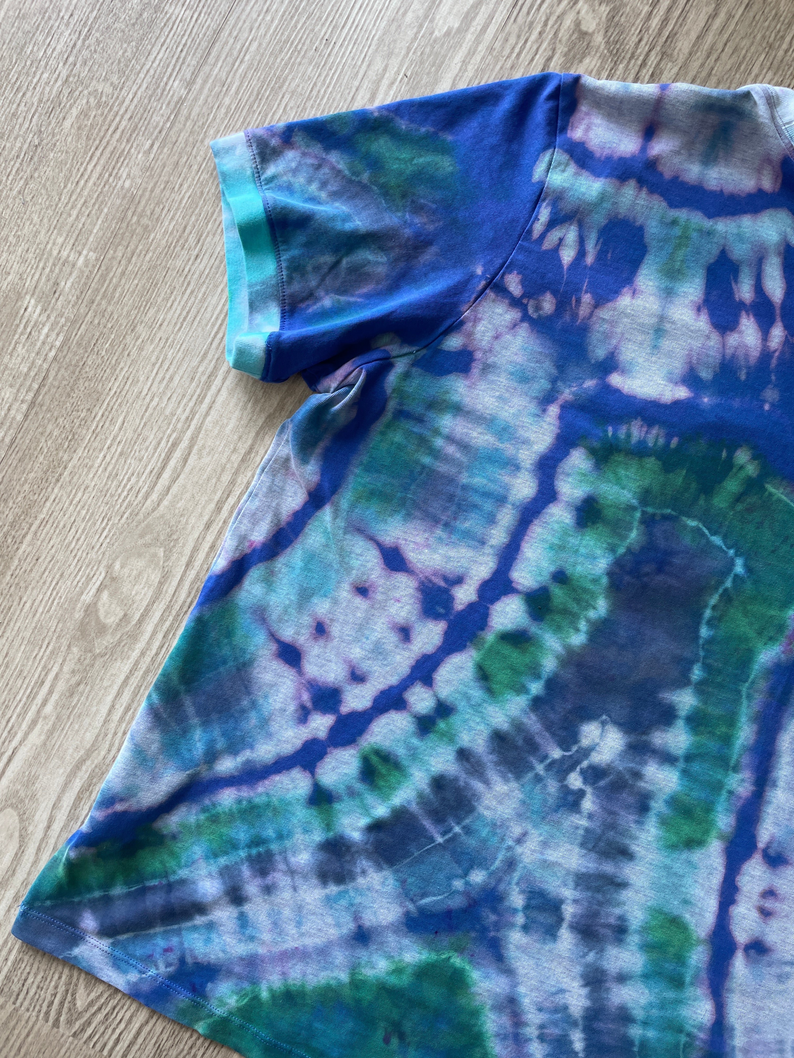 LARGE Men’s Nike Running There Is No Finish Line Handmade Tie Dye T-Shirt | One-Of-a-Kind Blue and Green Short Sleeve