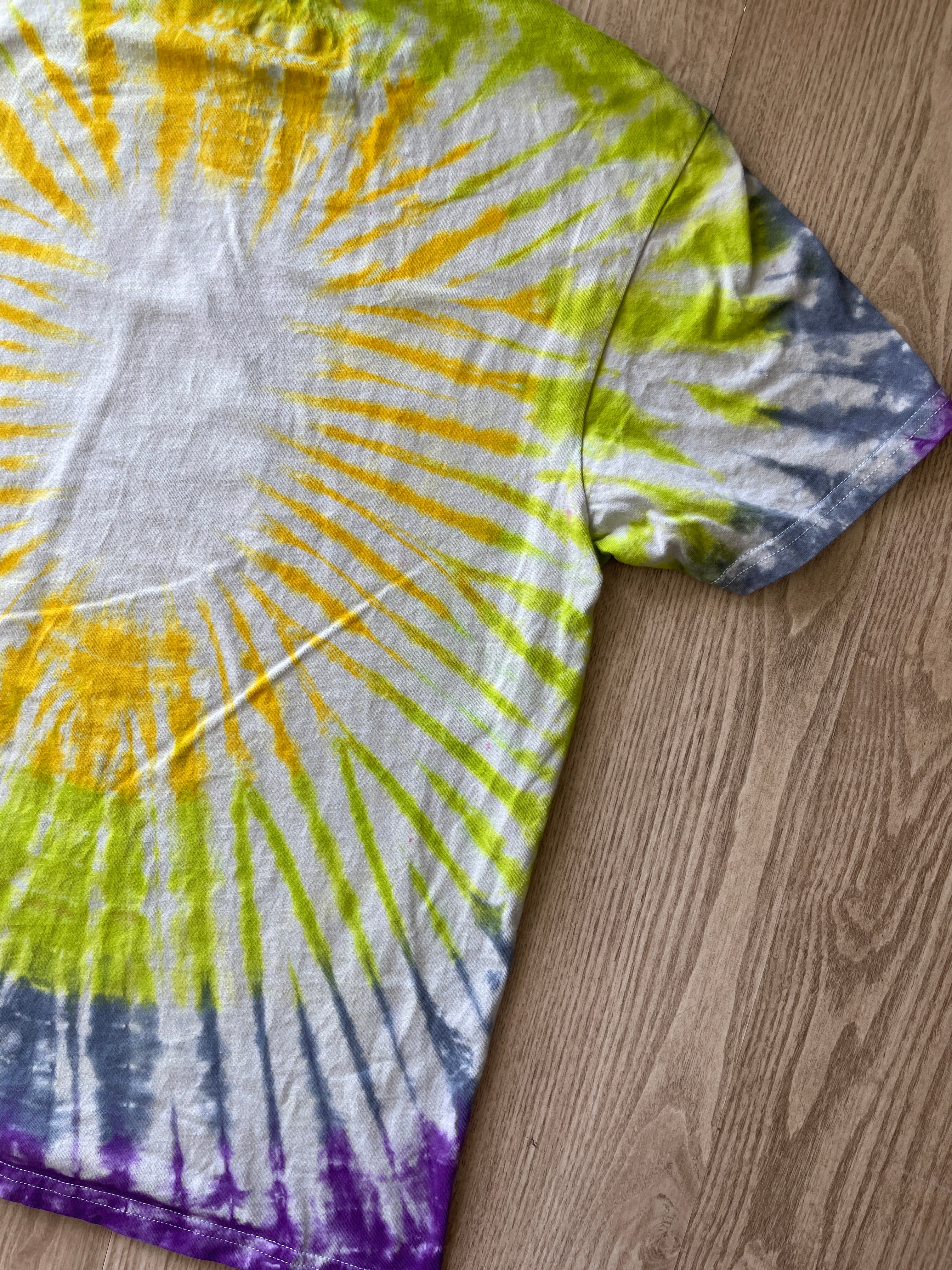 MEDIUM Men’s Billabong Gallery Collection Handmade Tie Dye T-Shirt | One-Of-a-Kind Multicolor Pop Art Short Sleeve