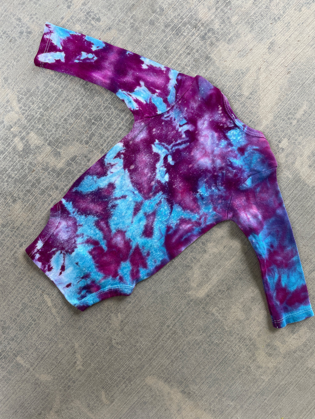 6-9 MO Send It Skull Blue, Purple, and Pink Long Sleeve Galaxy Dye Baby Onesie