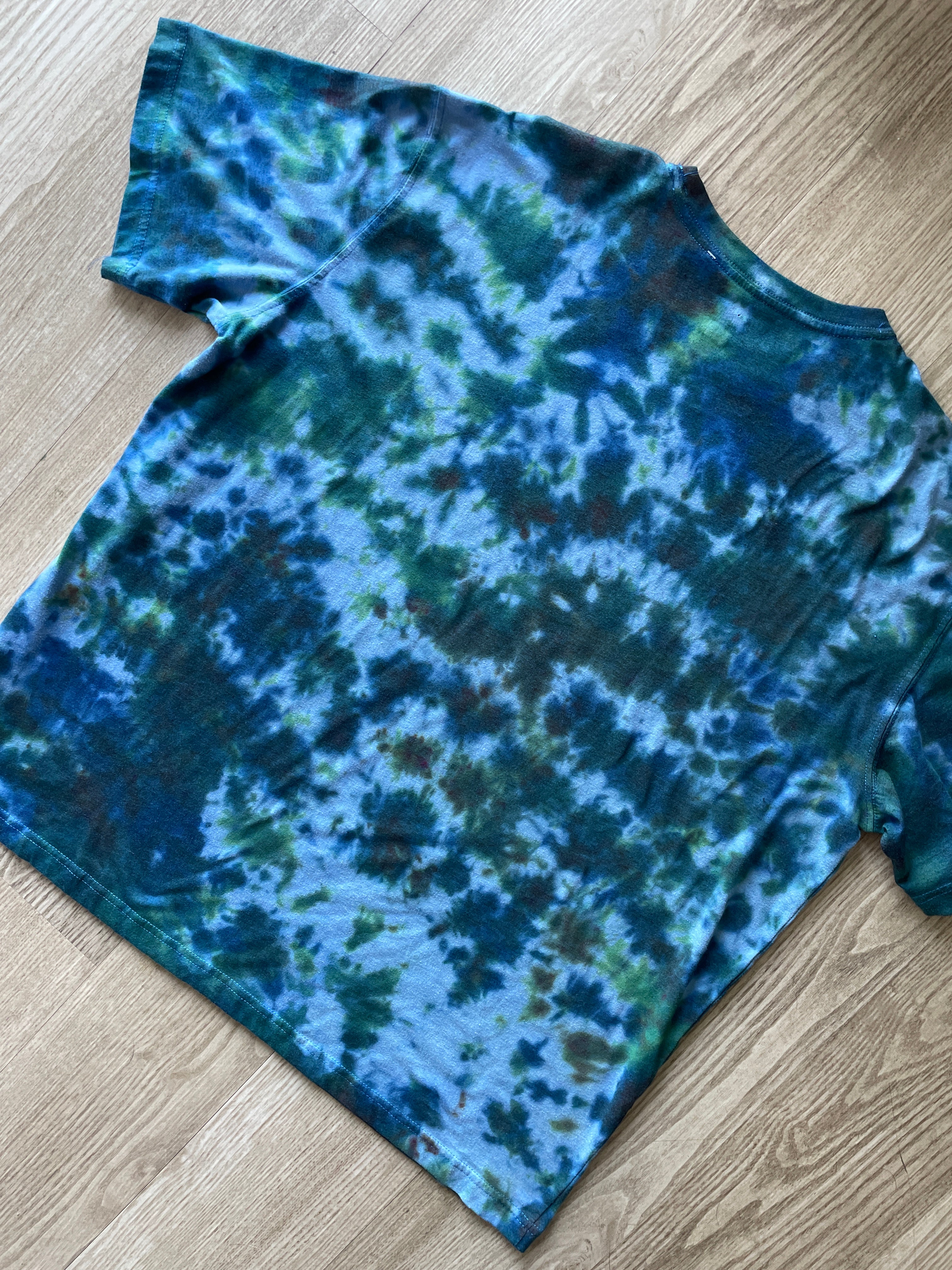 XL Men's Send It Skull Handmade Reverse Tie Dye Short Sleeve T-Shirt | One-Of-a-Kind Upcycled Blue, Green, and Brown Crumpled Top