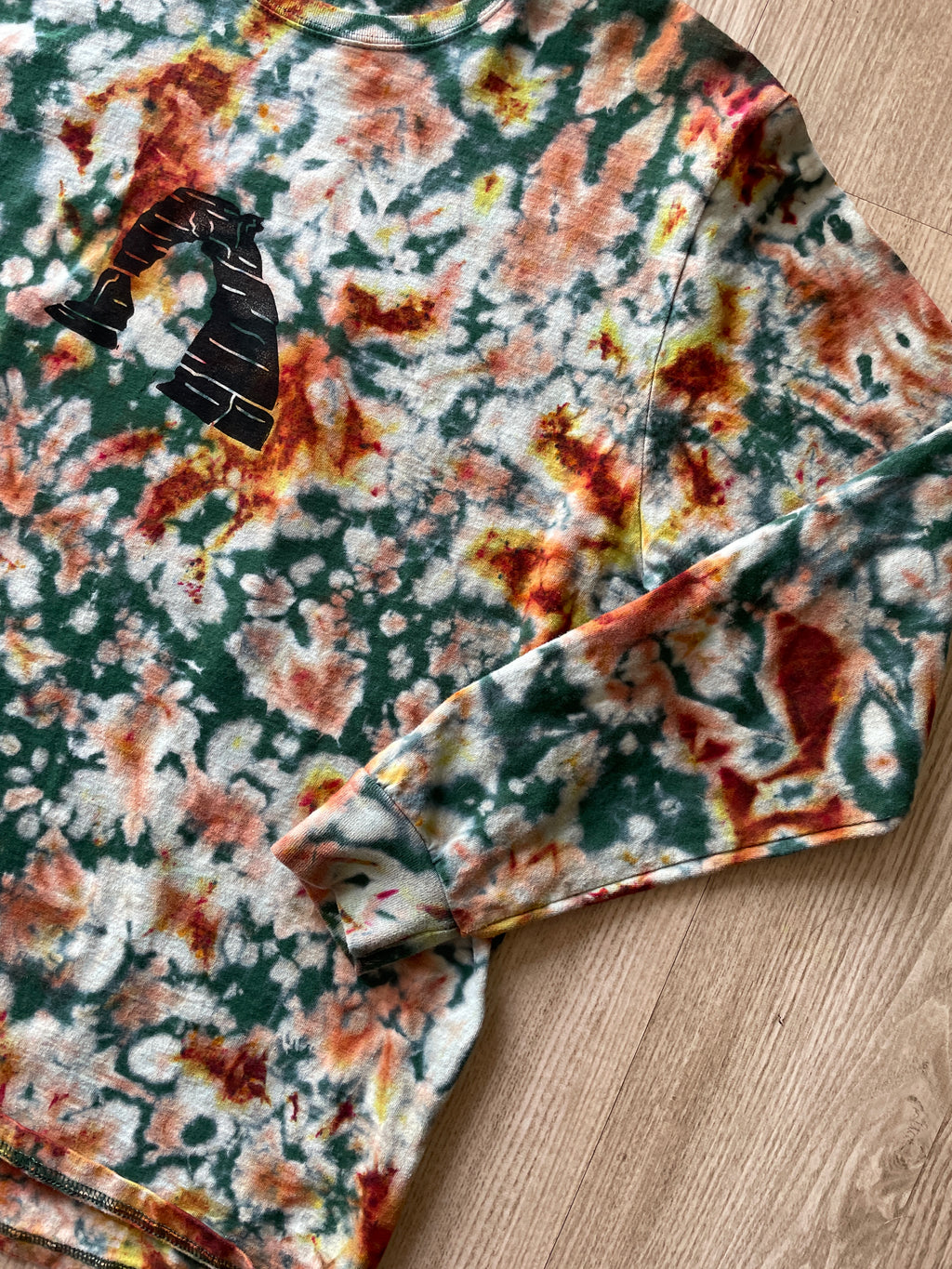 XL Men’s Hand-Printed Delicate Arch Long Sleeve Tie Dye T-Shirt | One-Of-a-Kind Upcycled Green, Yellow, and Orange Desert Colors Graphic Tee