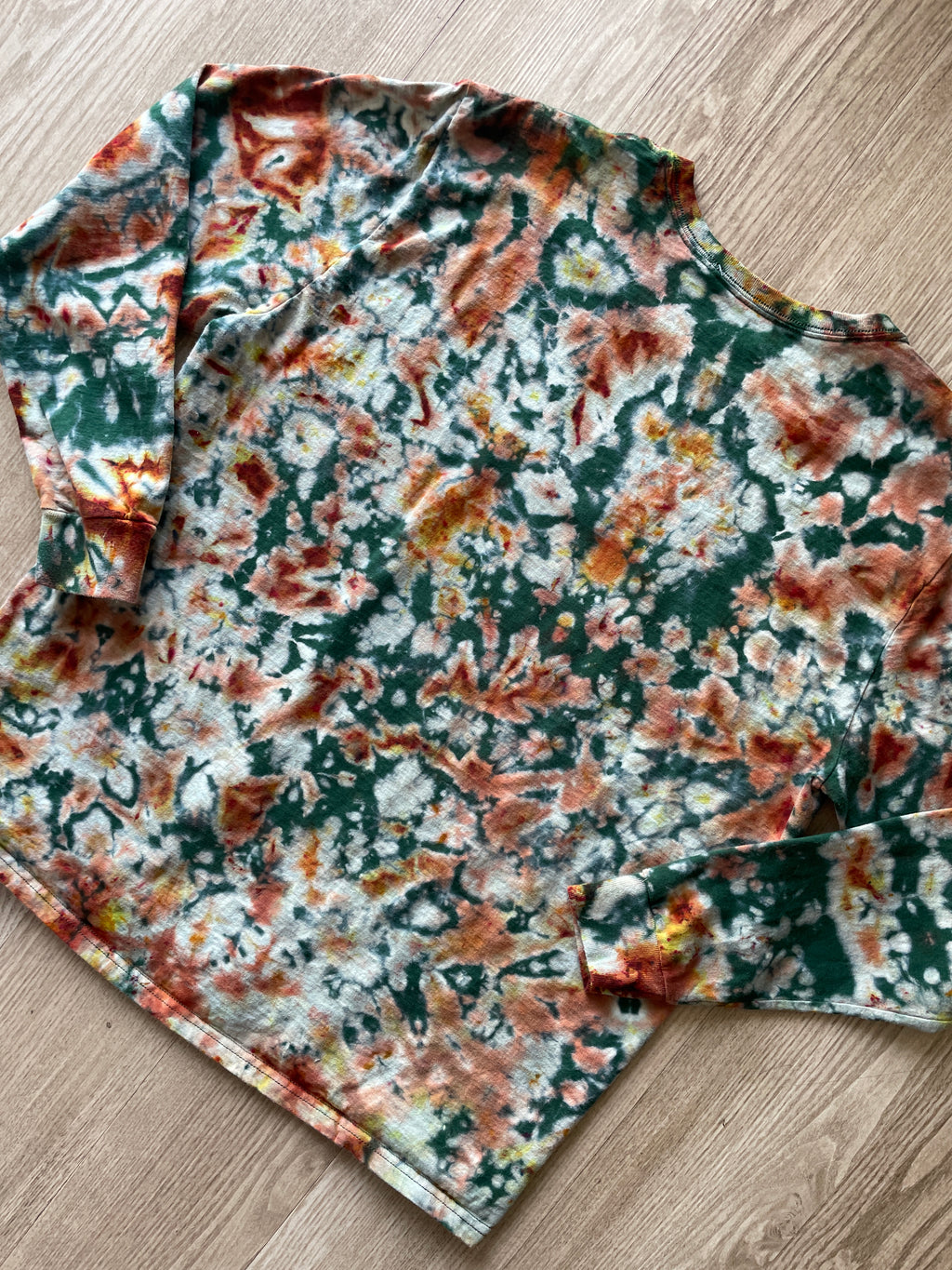 XL Men’s Hand-Printed Delicate Arch Long Sleeve Tie Dye T-Shirt | One-Of-a-Kind Upcycled Green, Yellow, and Orange Desert Colors Graphic Tee