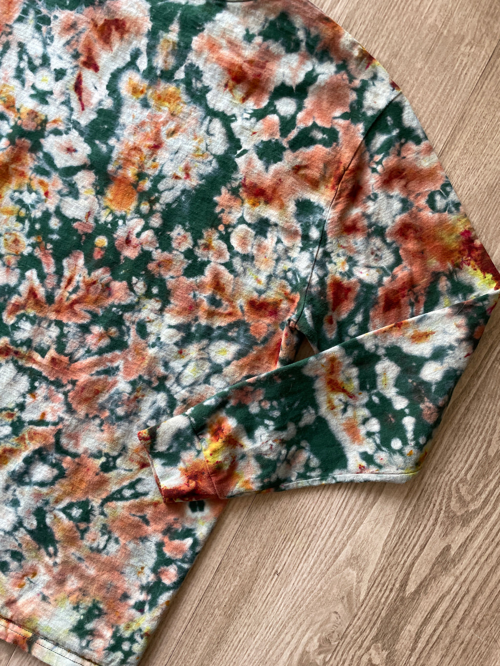 XL Men’s Hand-Printed Delicate Arch Long Sleeve Tie Dye T-Shirt | One-Of-a-Kind Upcycled Green, Yellow, and Orange Desert Colors Graphic Tee