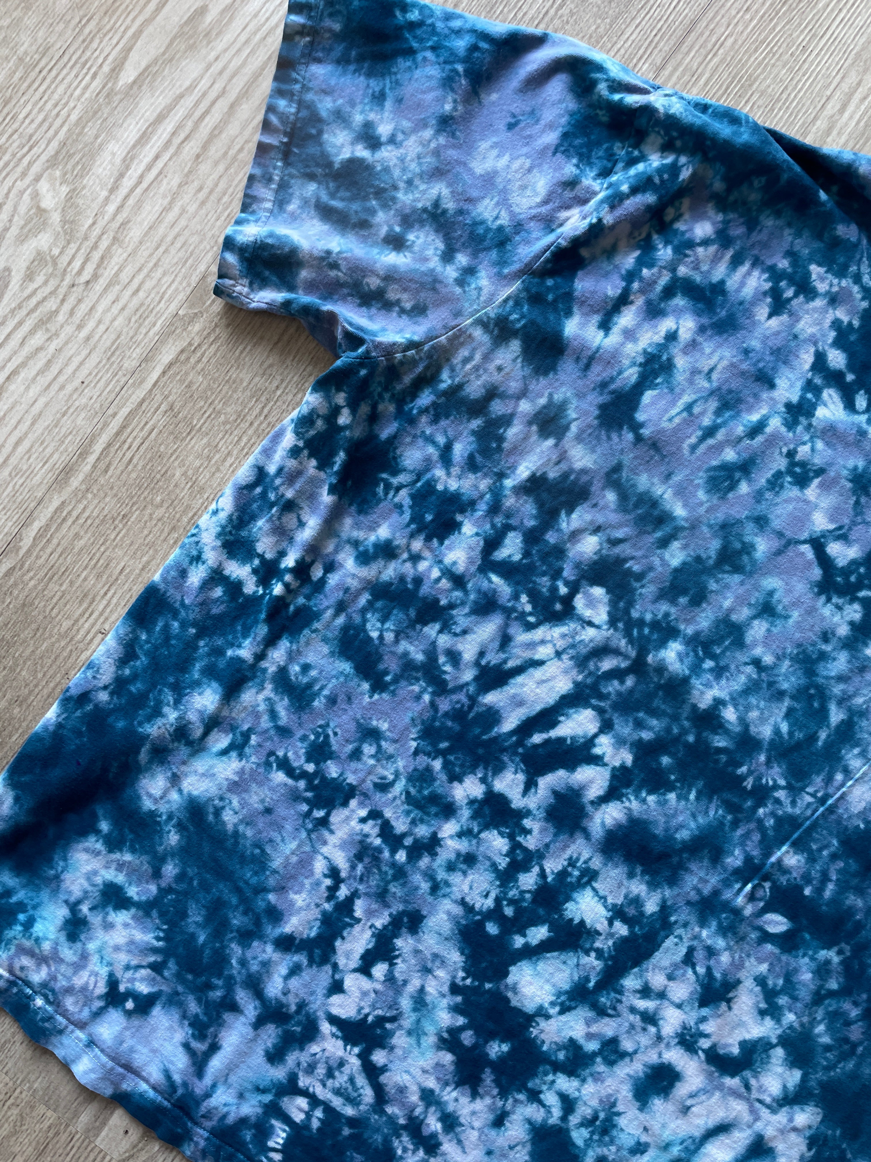 XL Men's Send It Skull Handmade Reverse Tie Dye Short Sleeve T-Shirt | One-Of-a-Kind Upcycled Blue and Black Crumpled Top