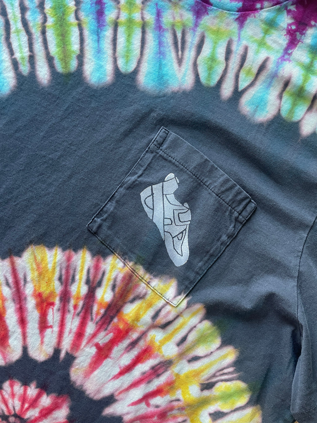 3XL Men’s Handprinted Climbing Shoe Reverse Tie Dye Handmade T-Shirt | One-Of-a-Kind Black and Rainbow Spiral Short Sleeve