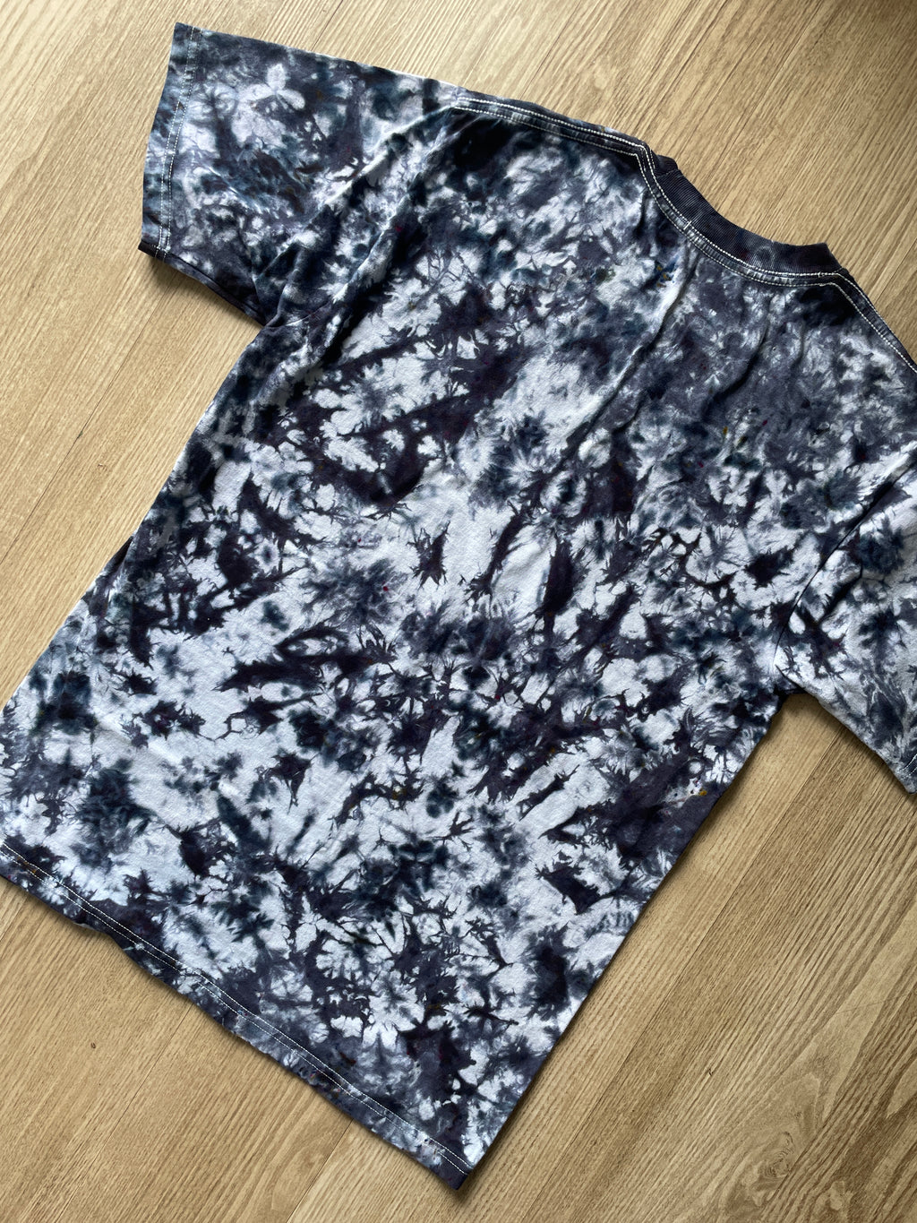 Medium Men's Thumbs Up Skeleton Hands Handmade Reverse Tie Dye Short Sleeve T-Shirt | One-Of-a-Kind Upcycled White and Black Crumpled Top