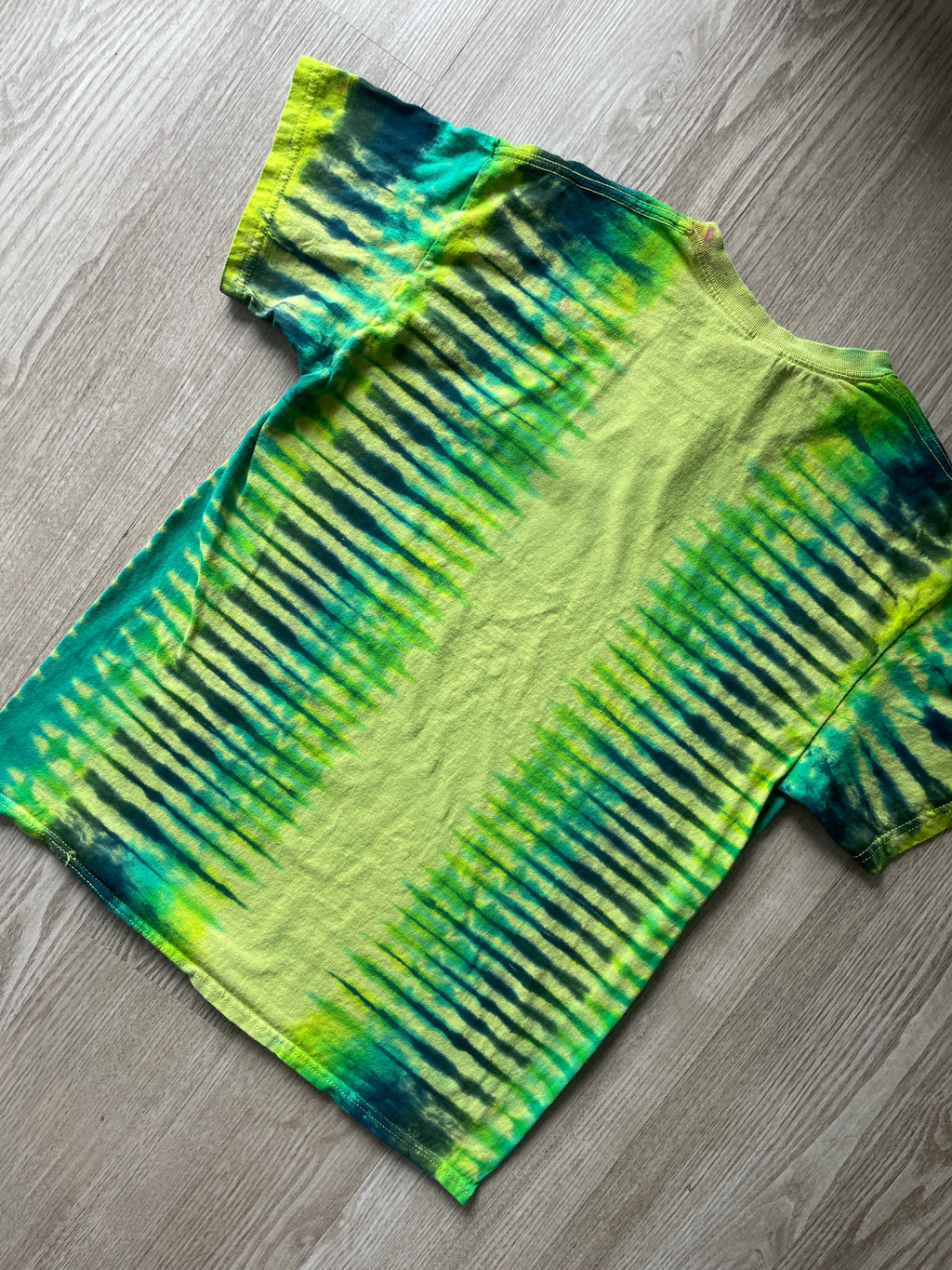 LARGE Men’s Climbing Shoe Handmade Tie Dyed T-Shirt | One-Of-a-Kind Yellow, Blue, and Green Pleated Short Sleeve