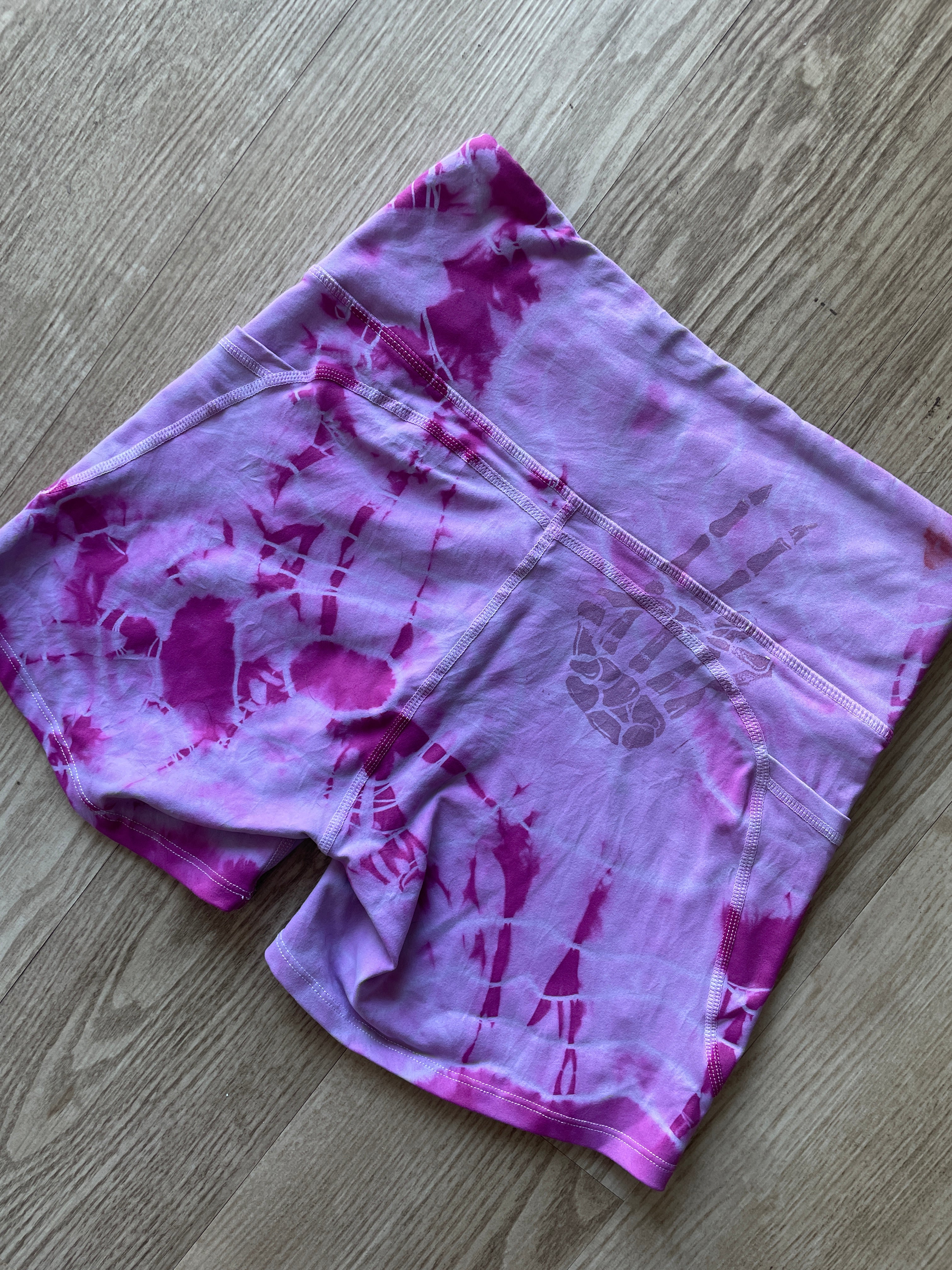 Small Women's Pastel Pink Geode Bike Shorts with Pockets and Peace Skellie Hands Graphic | High-Waist Yoga Workout Running Shorts with Deep Pockets