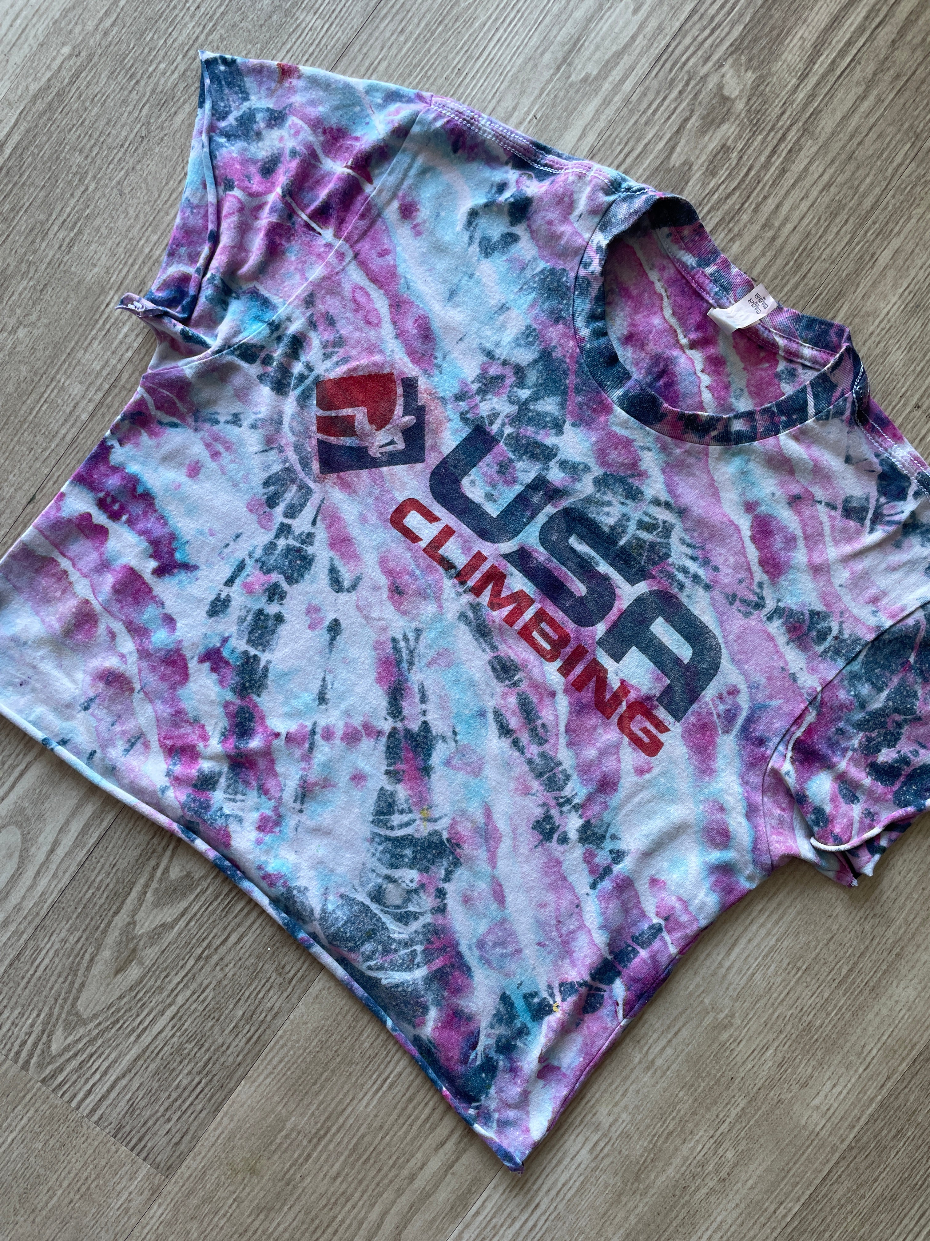 Small Men’s USA Climbing Handmade Geode Tie Dye Cropped T-Shirt | Blue and Pink Tie Dye Short Sleeve Crop Top